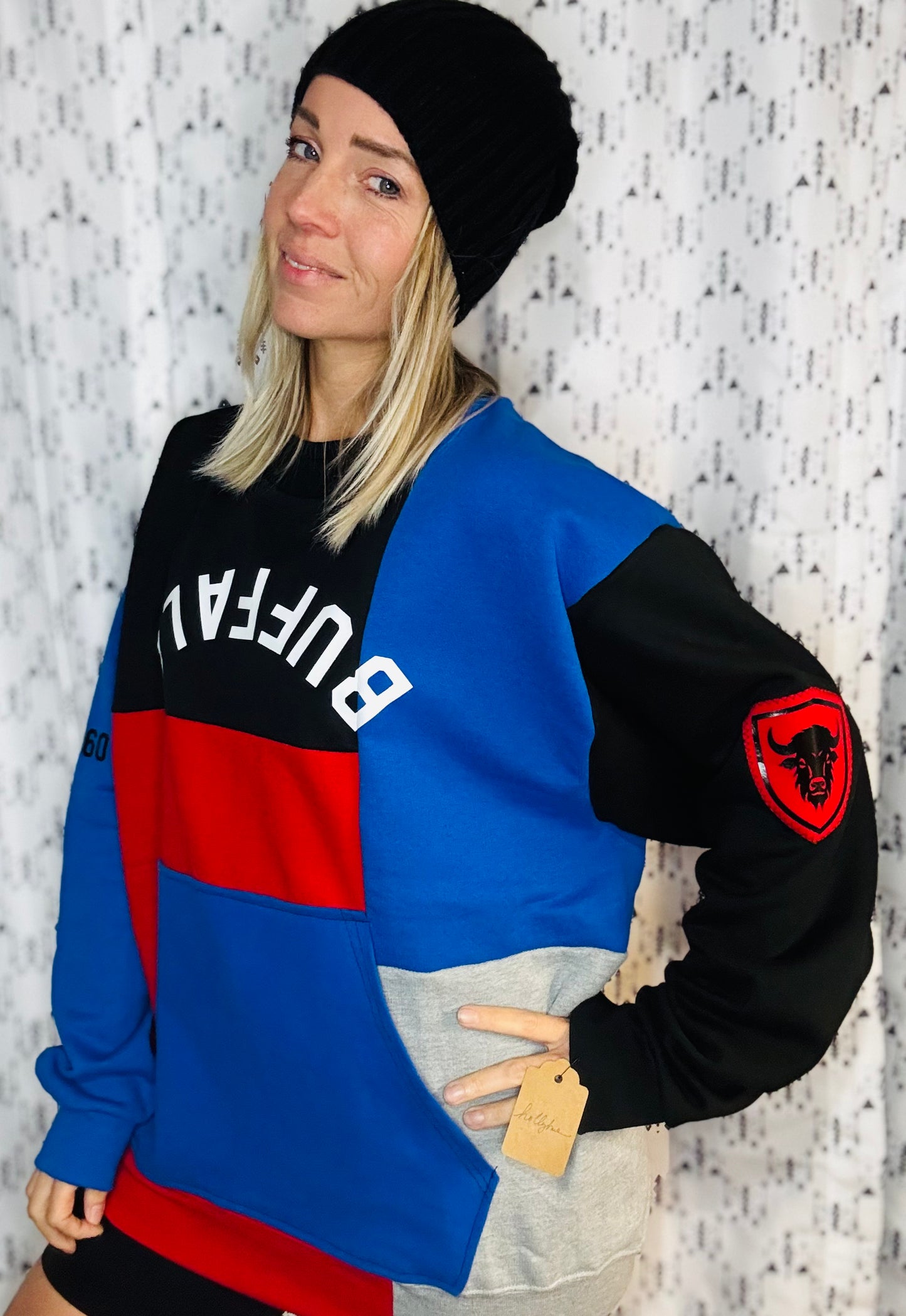 Color-Block 1  Buffalo Crewneck Size- Unisex L/XL