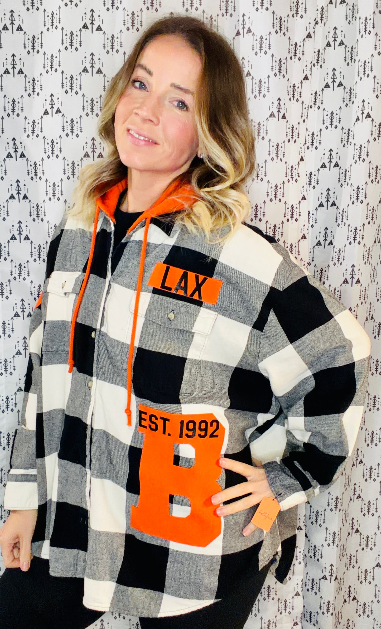 B&W Plaid Hooded Buffalo Lacrosse Button Down Size- Women's XL/2X