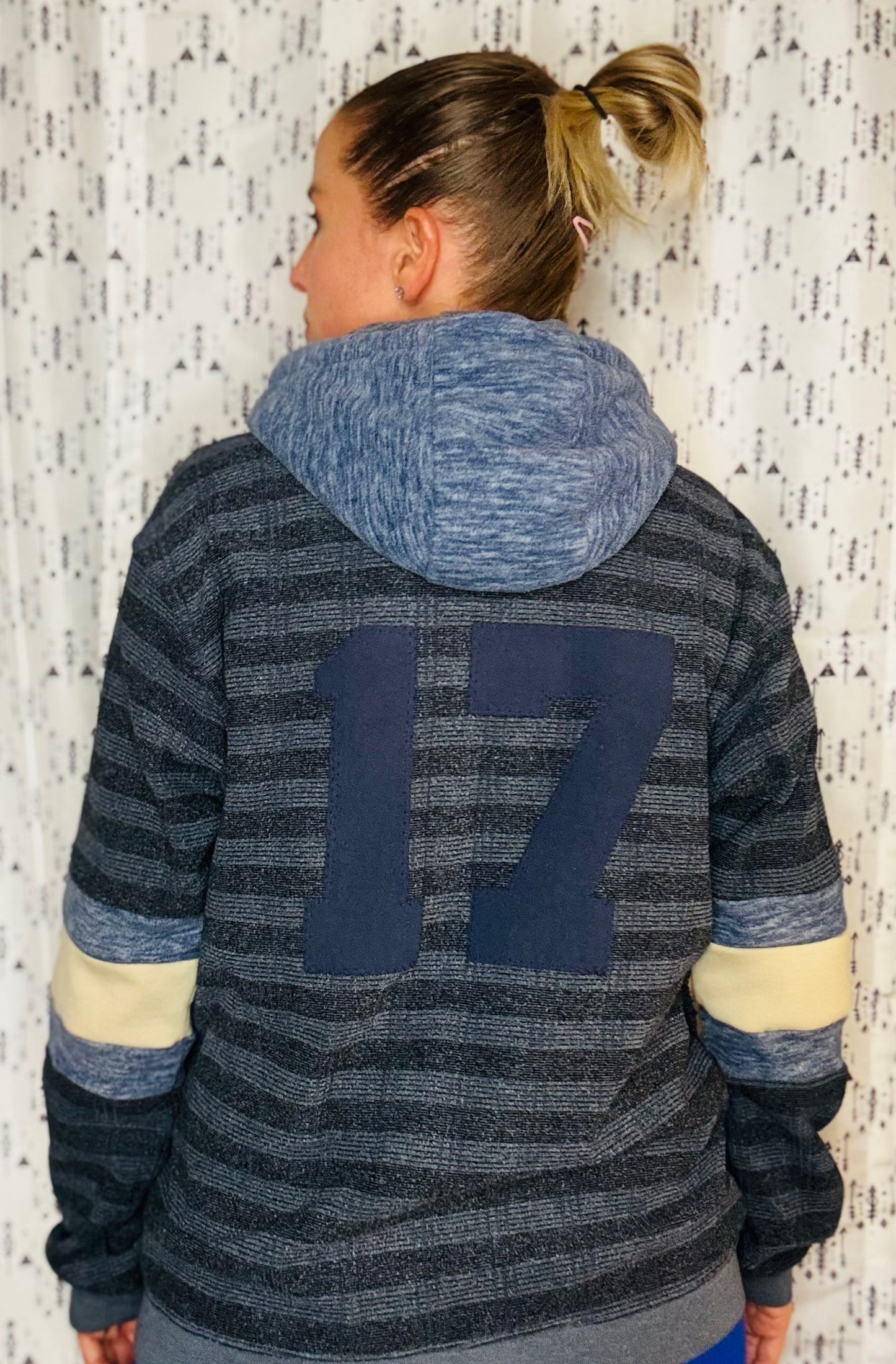 Blue Striped New Balance Allen Sweater Hoodie Size- Unisex M/L