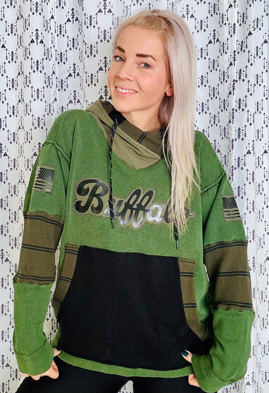 Green Salute Buffalo Hoodie Sweater Size Unisex M/L