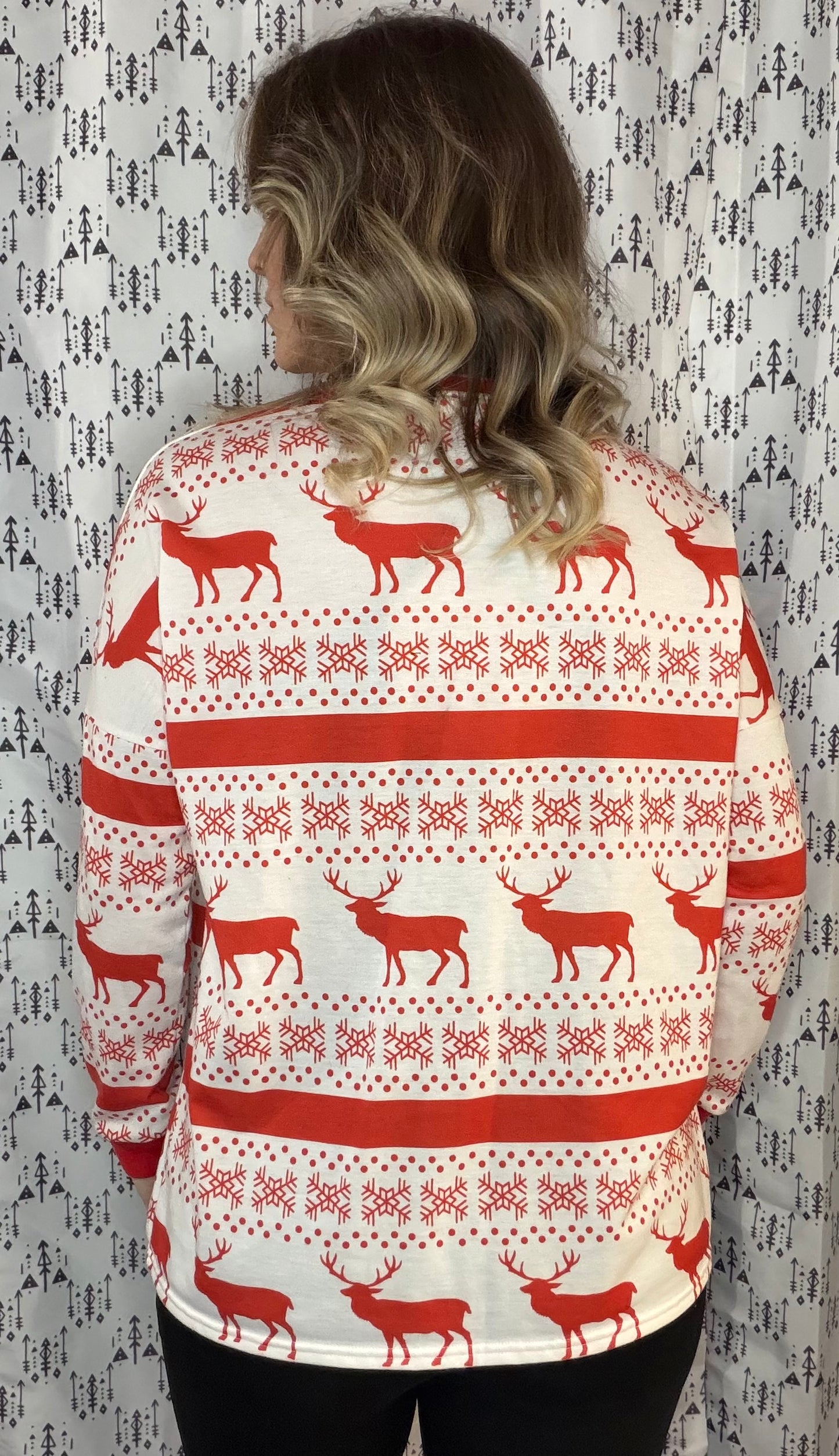 Red & White Snowflake Buffalo Crewneck Size Women's- L/XL