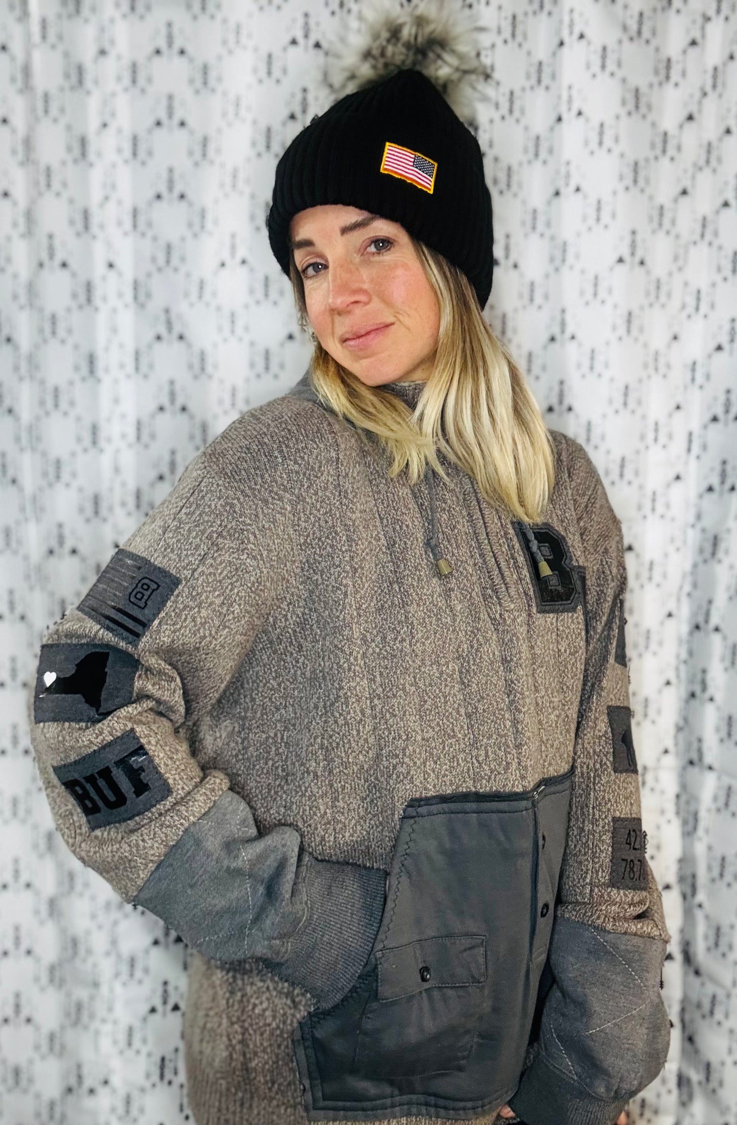 Tan Salute Buffalo 1/4 Zip-Up Hoodie Size- Unisex L/XL