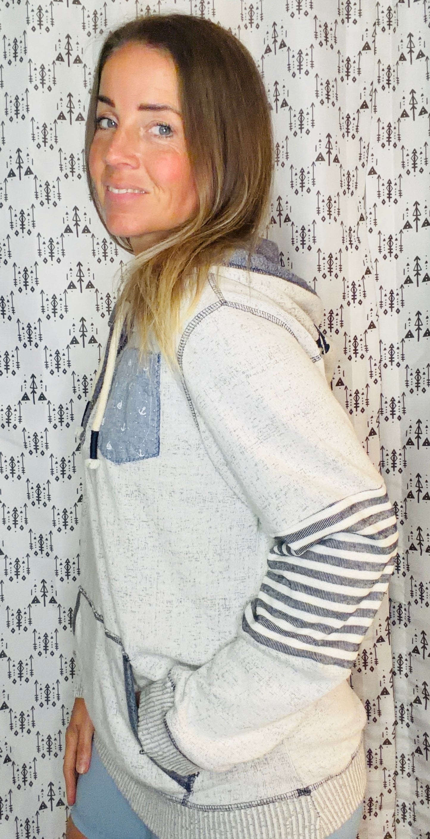 White Nautical Buffalo 1/4 Button-Up Hoodie Size Unisex-S/M