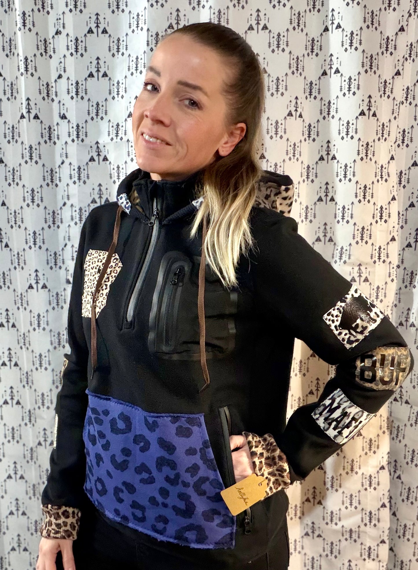 Black & Leopard Buffalo 1/4 Zip Hoodie Size- Women's M/L