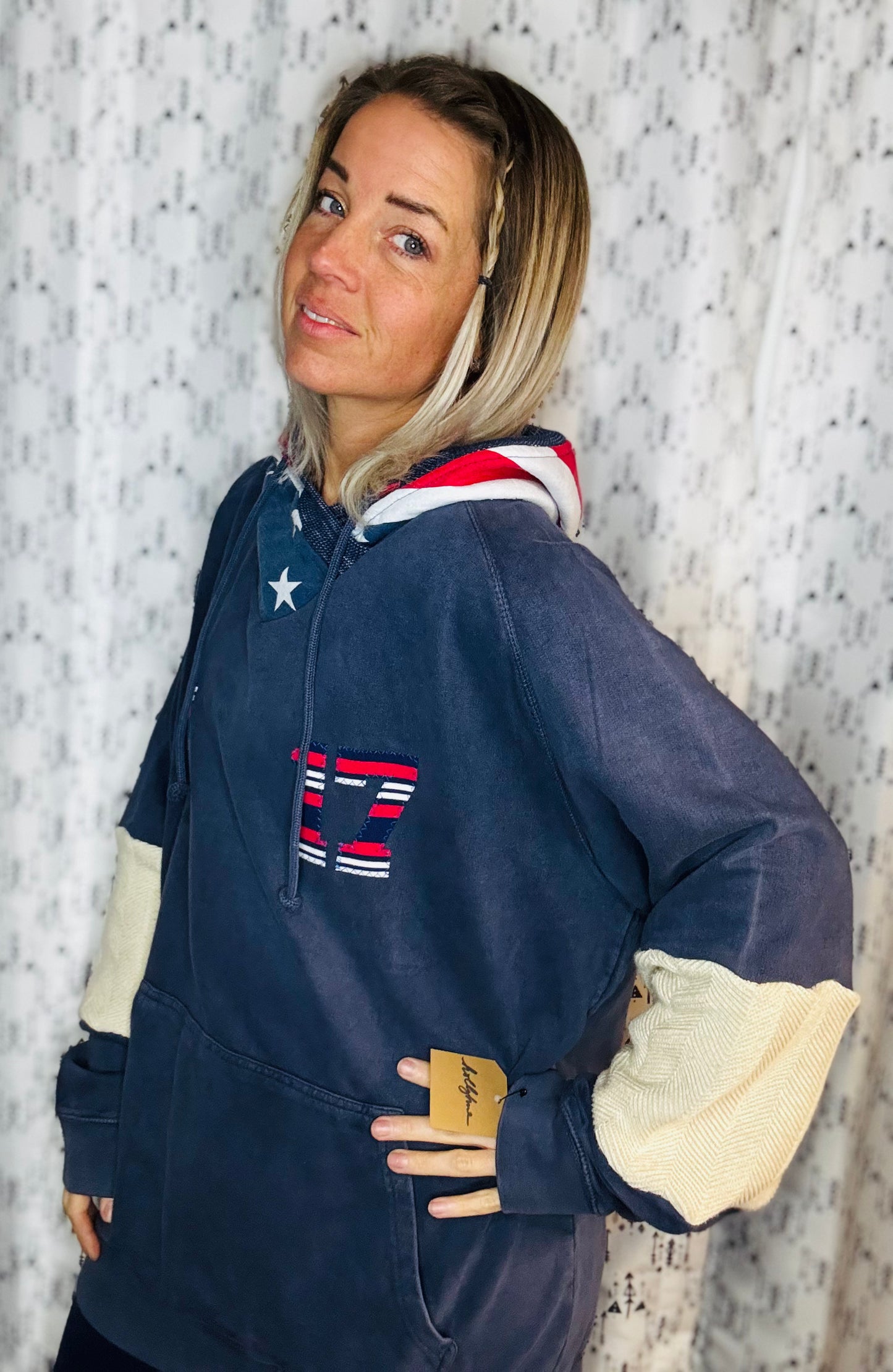 Josh Allen 17 Patriot Hoodie Unisex-XL/2X