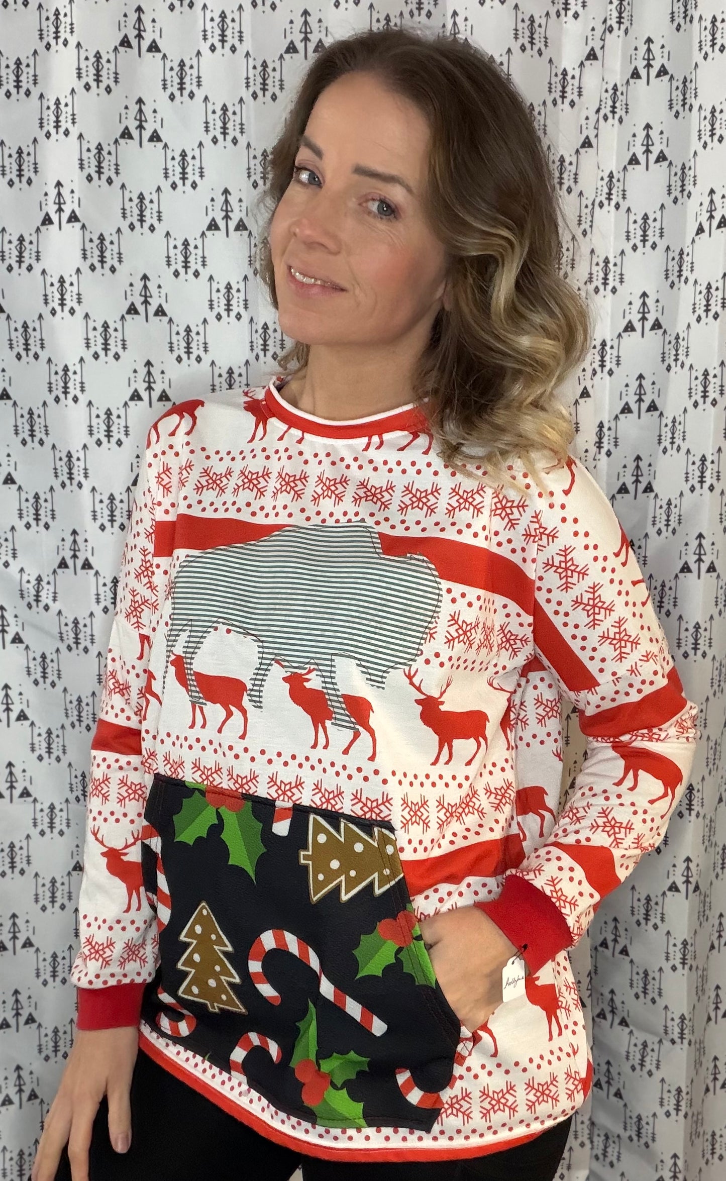 Red & White Snowflake Buffalo Crewneck Size Women's- L/XL