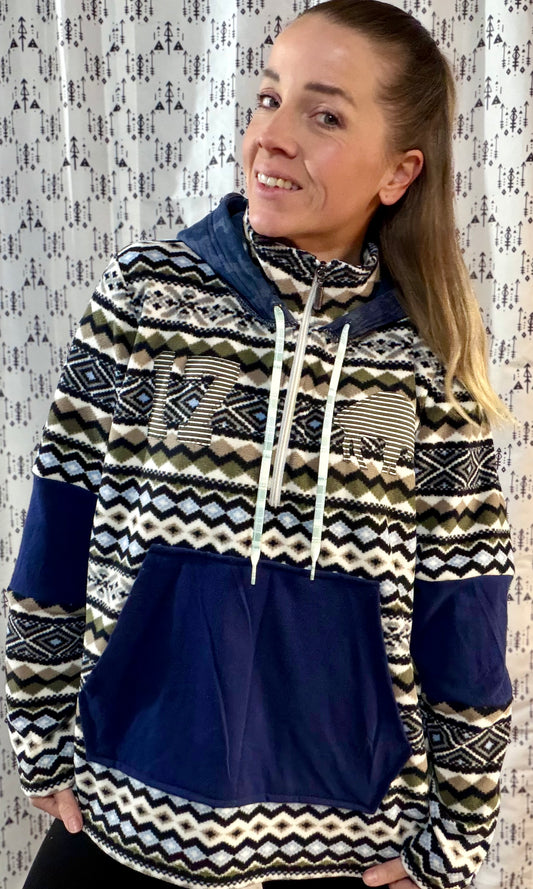 Blue & Green Fleece #17 Aztec 1/4 Buffalo Hoodie Size- Women's XL/2X