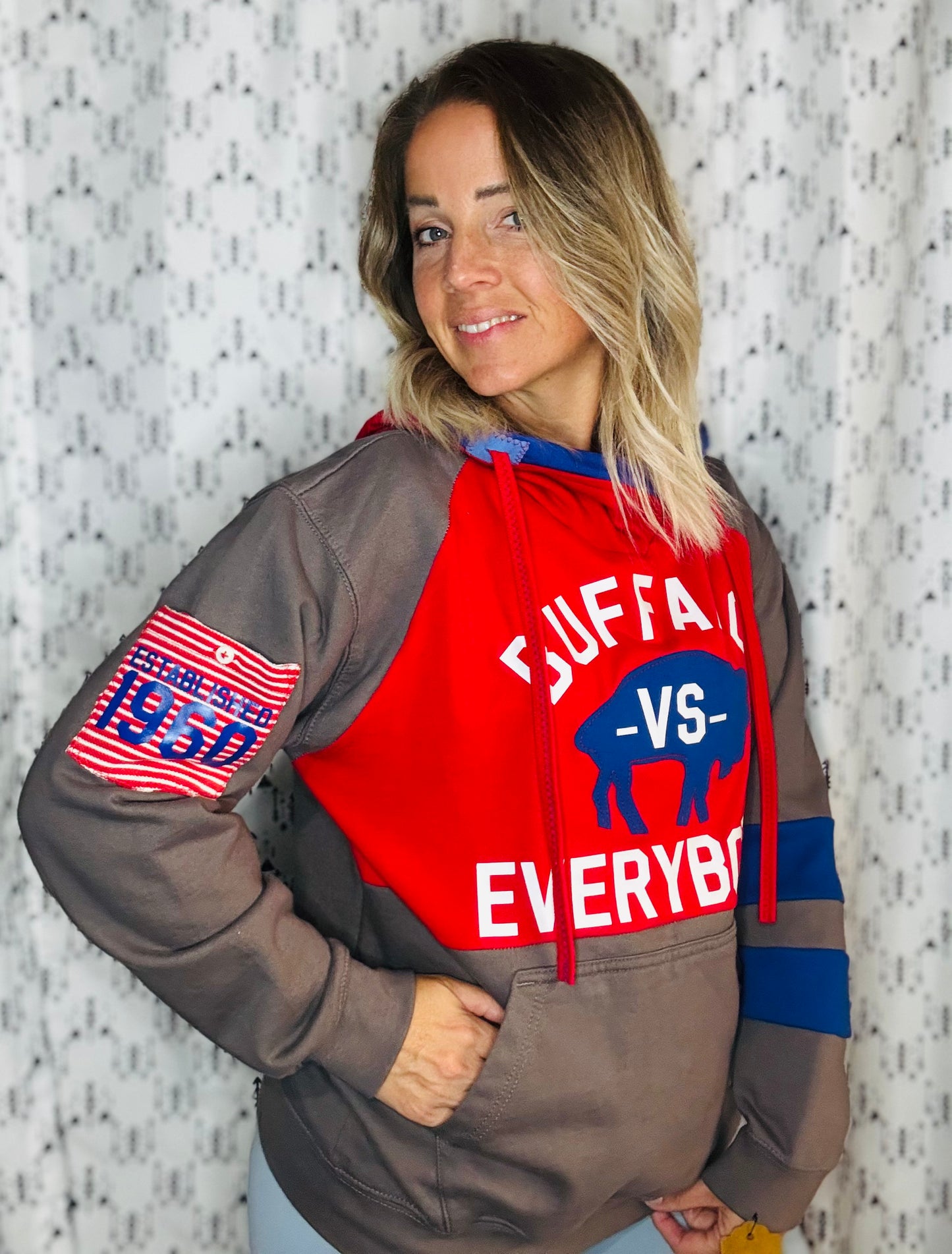 Color-Block Buffalo Vs Everybody Hoodie Size- Unisex M/L