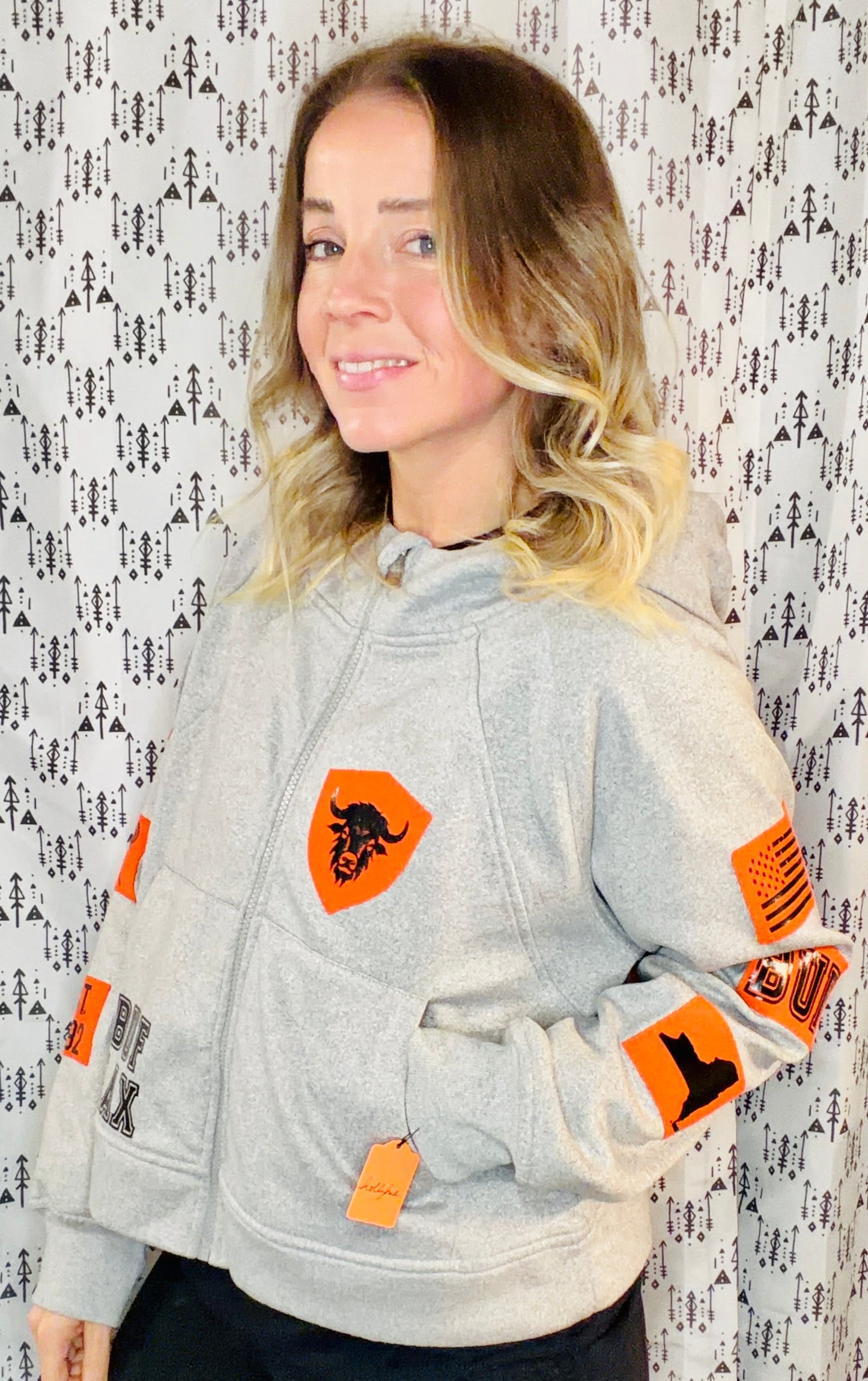 Grey Buffalo Lacrosse Crop Zip-Up Hoodie Size- Women's L/XL