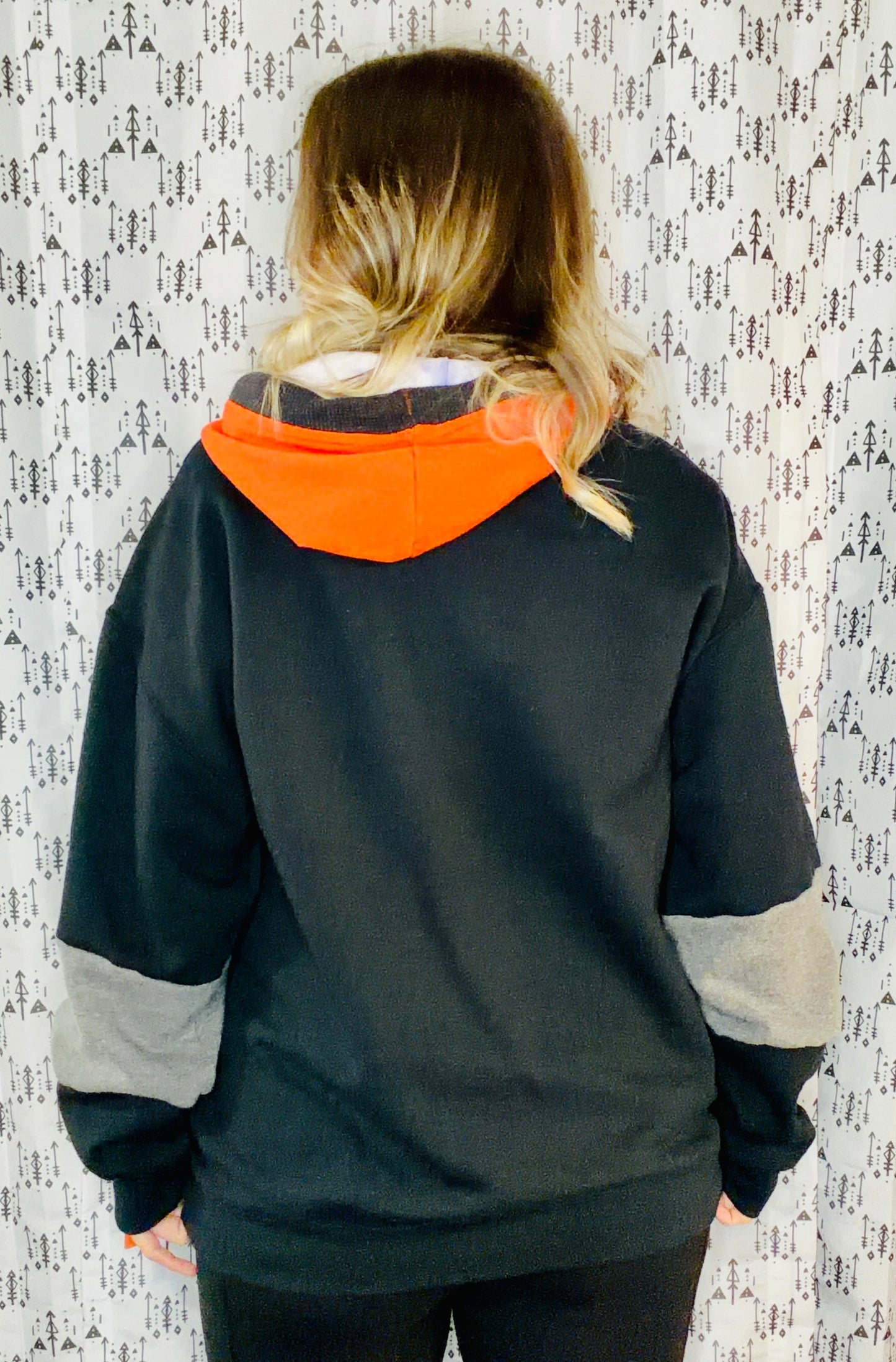 Black Upside Buffalo Lacrosse Hoodie Size Unisex-L/XL