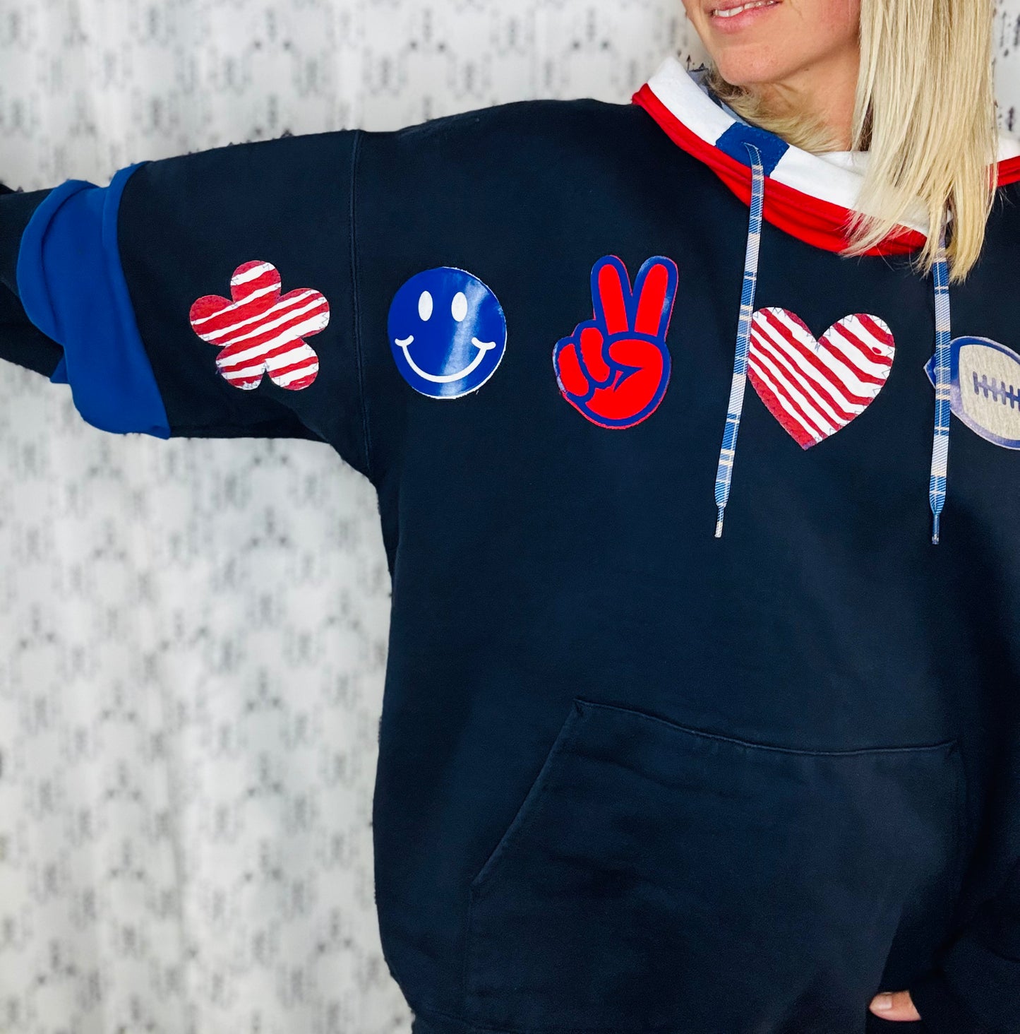 Navy Peace Love Football Hoodie Size-Women’s 3X