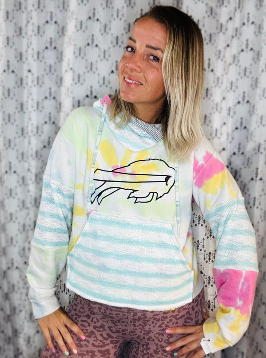 Pastel Tie-Dye Buffalo Crop Hoodie Women's Size-M/L