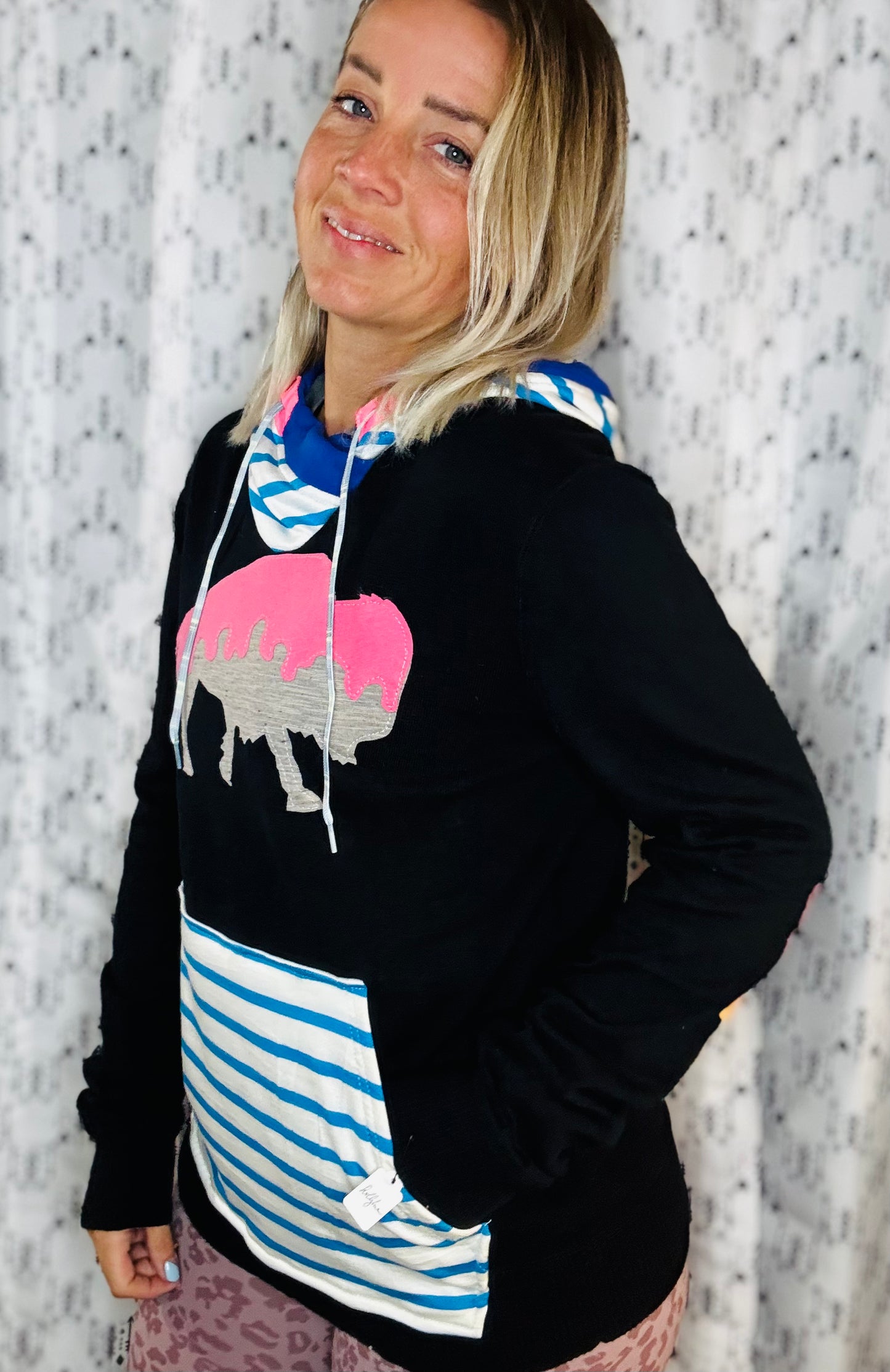 Ice Cream Melt Buffalo Sweater Hoodie Women's Size-S/M