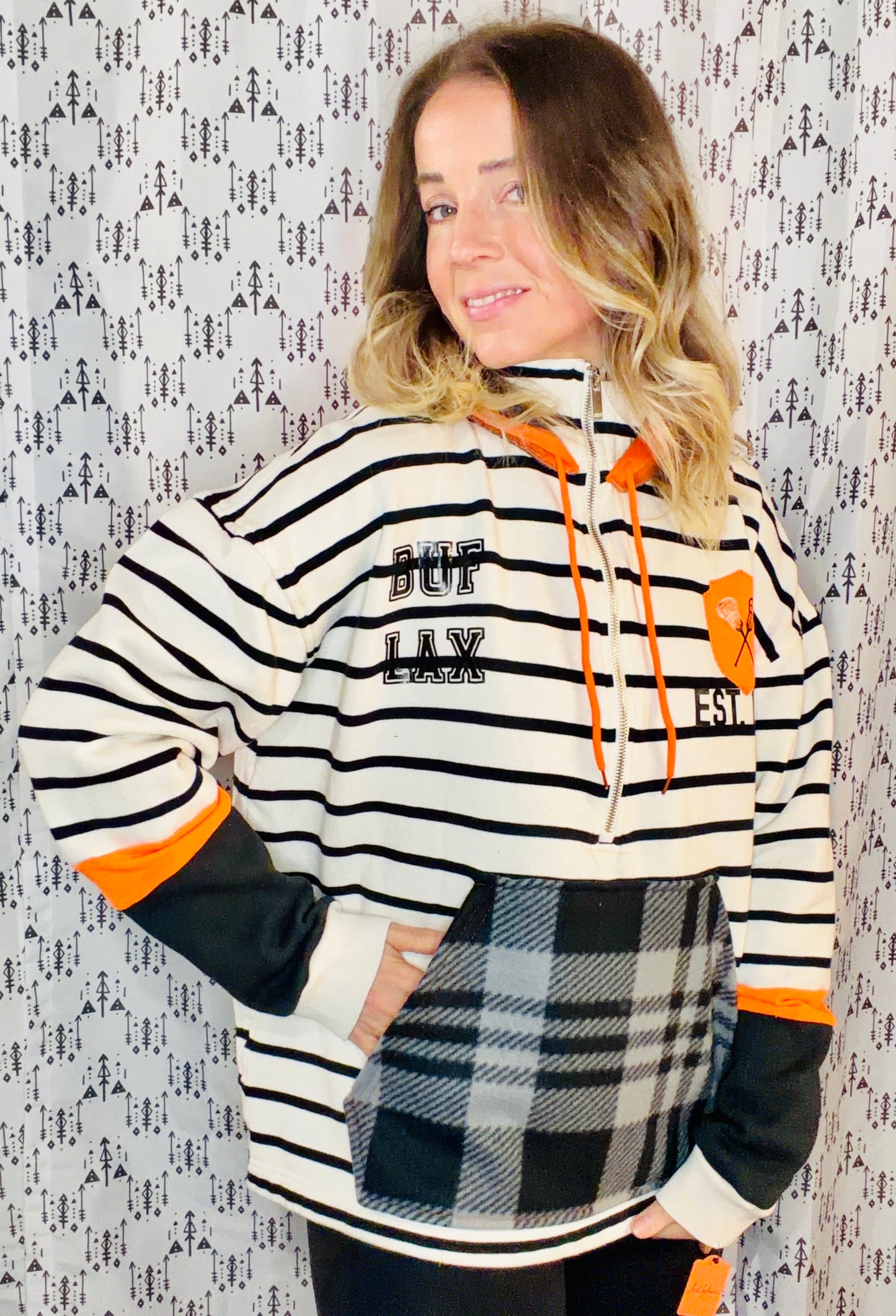 Striped Buffalo Lacrosse 1/2 Zip Hoodie Size- Women's L/XL