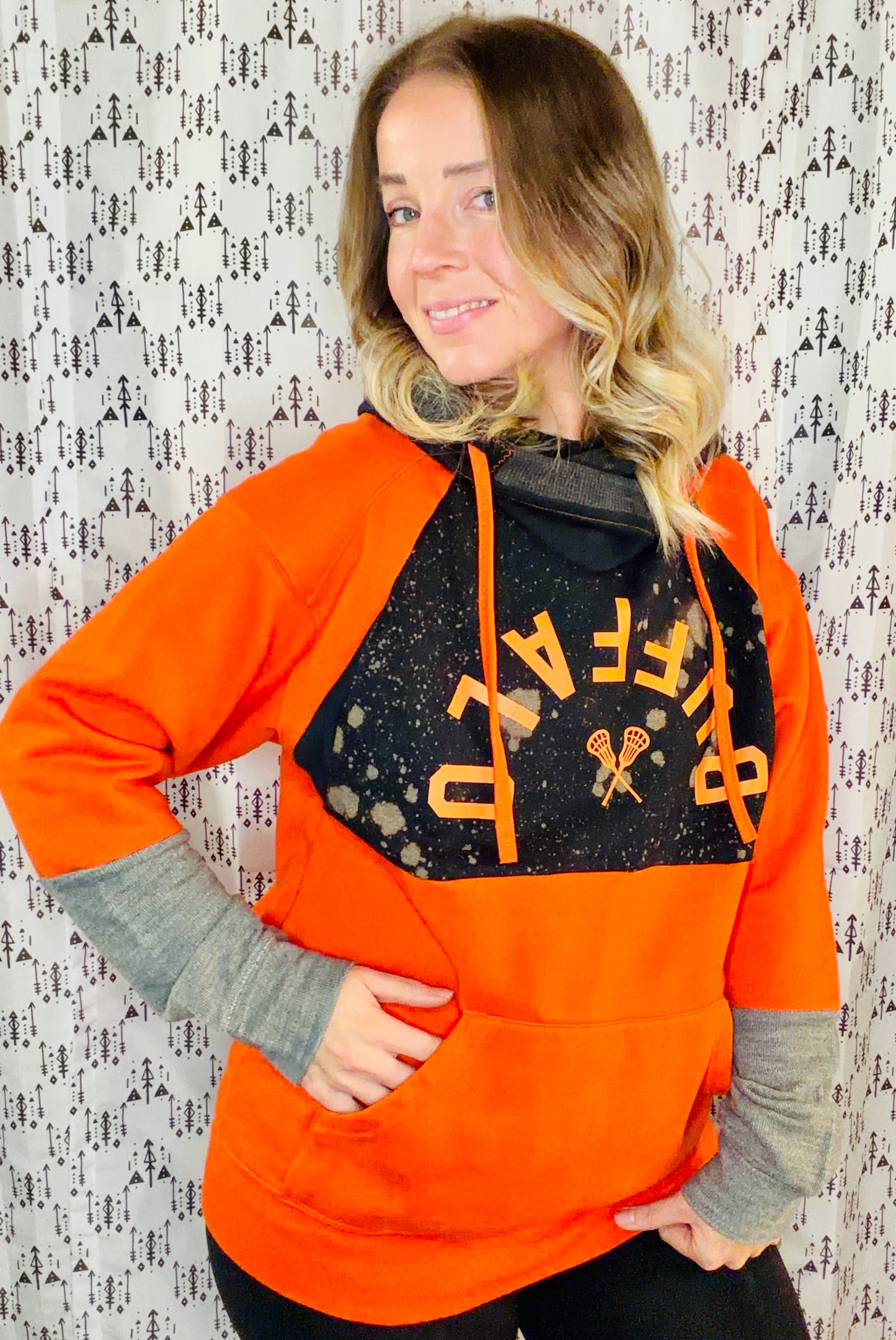 Bleached Upside Buffalo Lacrosse Hoodie Size Unisex-M/L