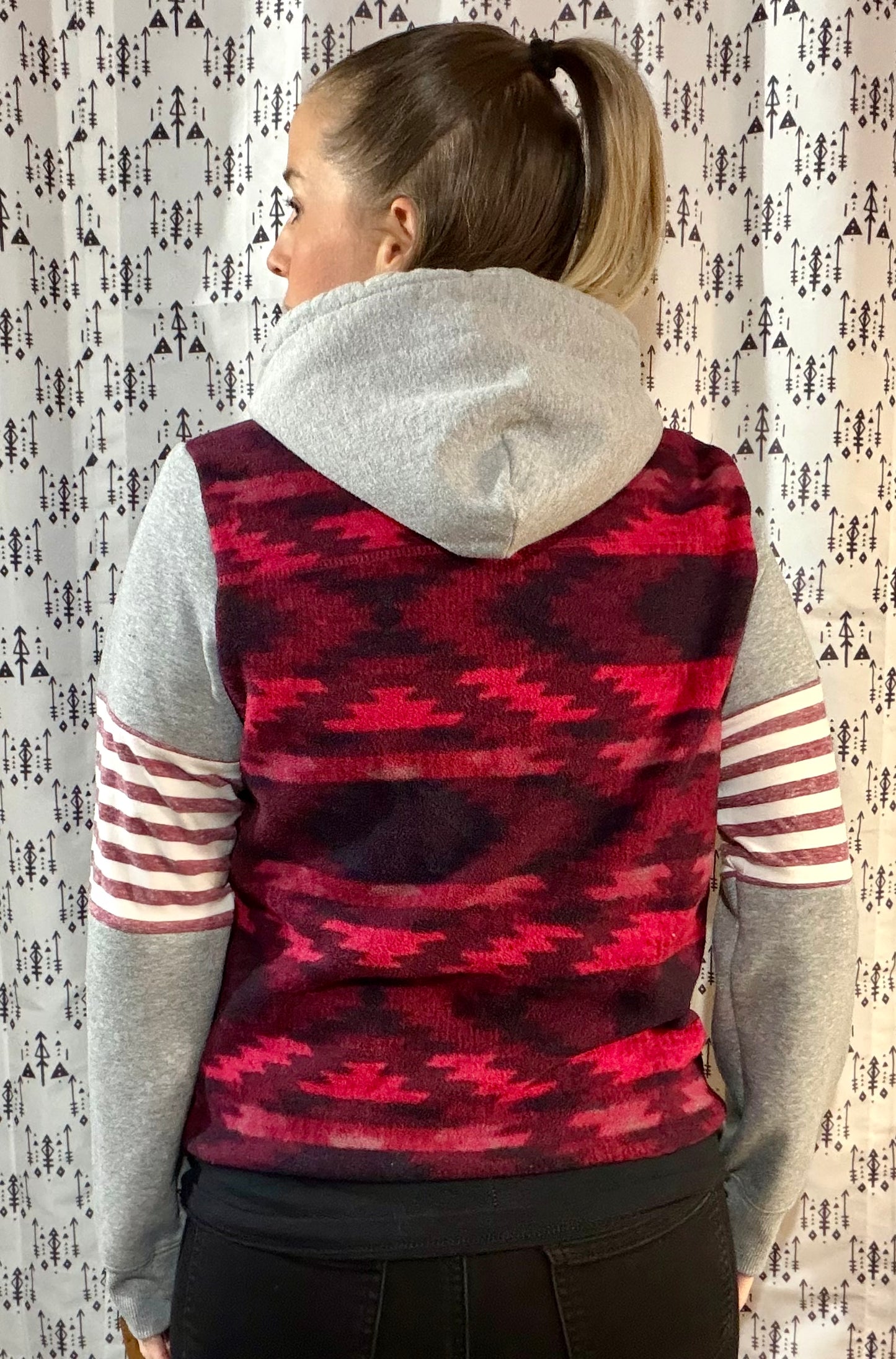 Red Stripe Aztec 1/4 Buffalo Hoodie Size- Women's M/L
