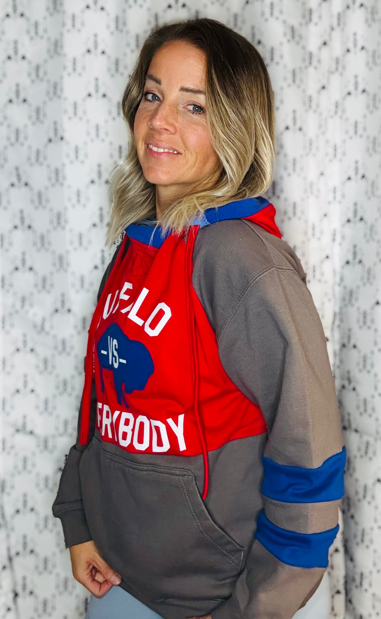 Color-Block Buffalo Vs Everybody Hoodie Size- Unisex M/L