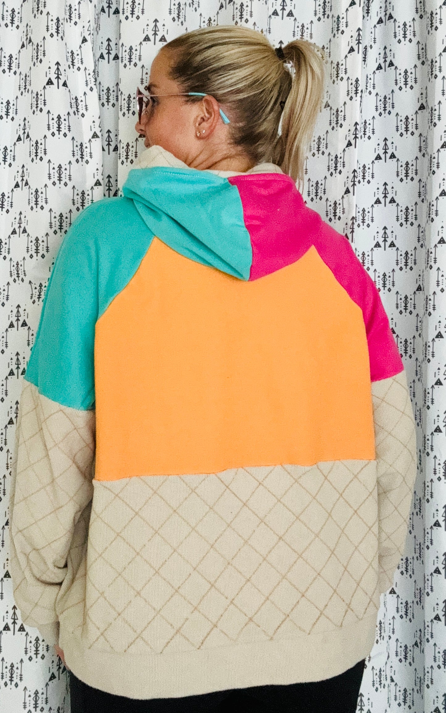 Sherbert Buffalo Cone Crop Hoodie Size- XL/2X