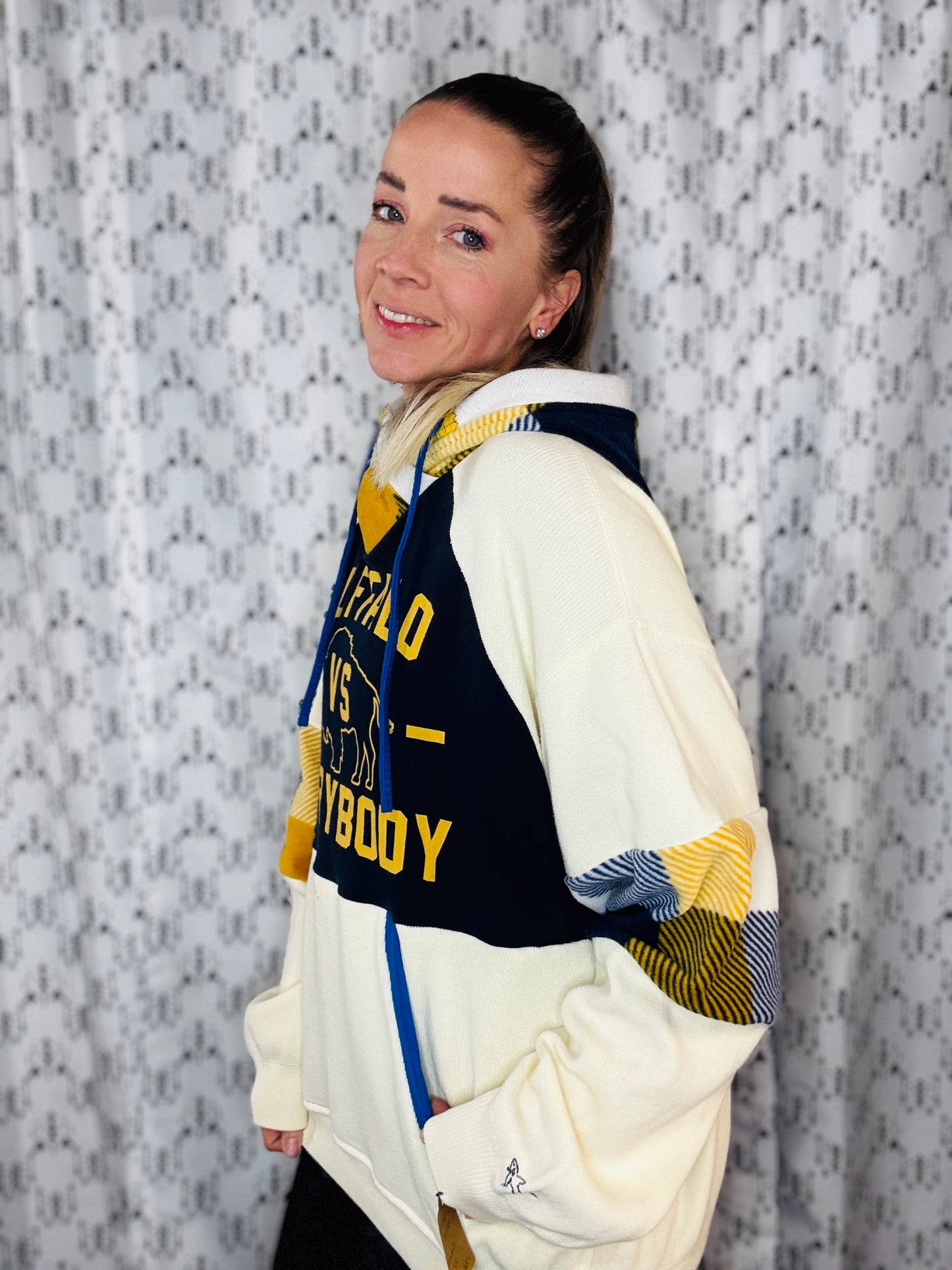 Buffalo Hockey Vs. Everybody Hoodie Size- Unisex XL/2X