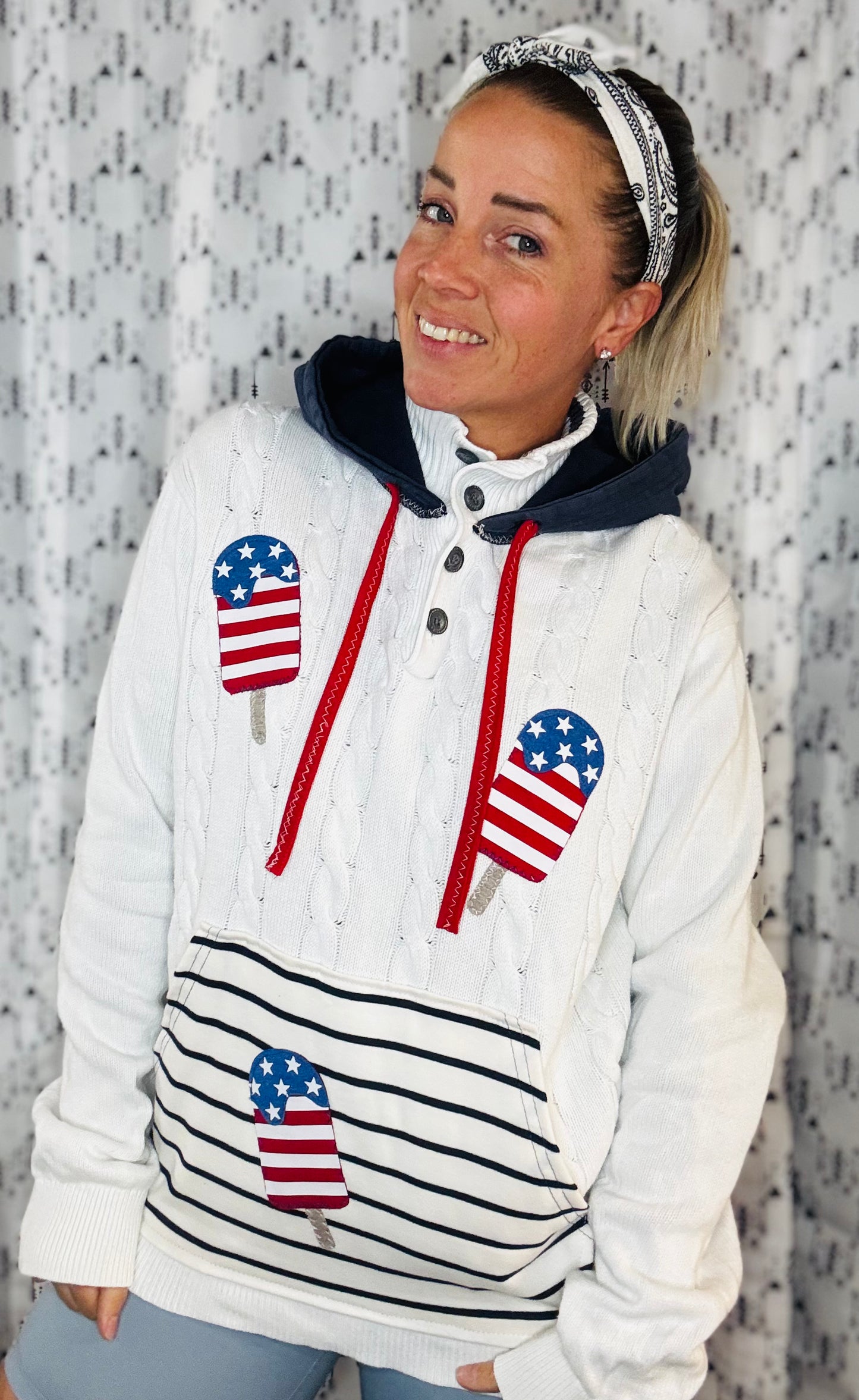 White USA Popsicle Cable Knit Sweater Hoodie Women's Size-XL/2X