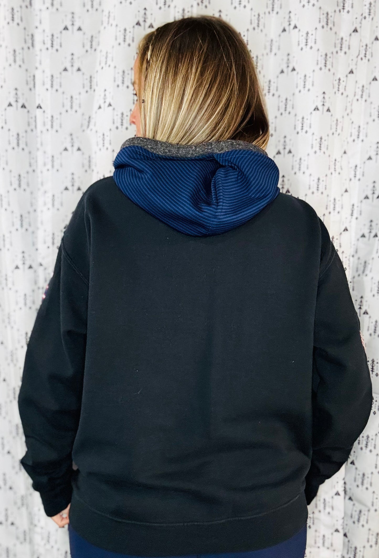 Black Peace Love Football Hoodie Size-Women’s L/XL