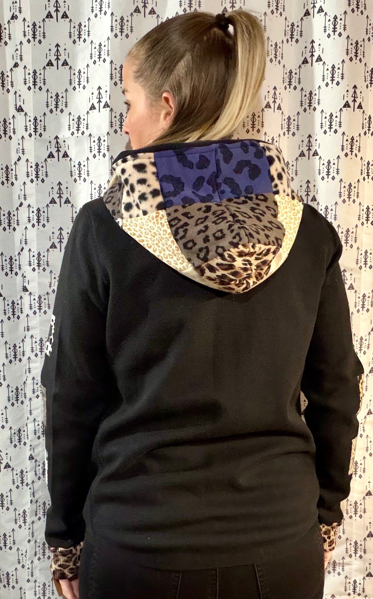 Black & Leopard Buffalo 1/4 Zip Hoodie Size- Women's M/L