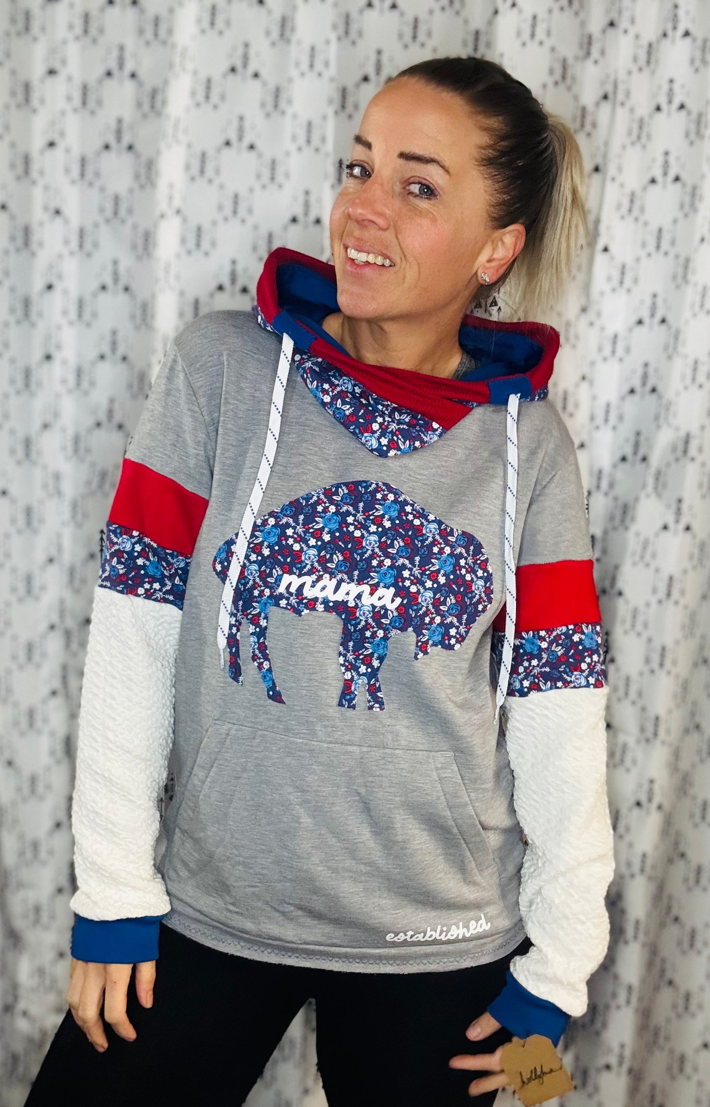 Grey Buffalo MAMA Hoodie Women's Size- S/M