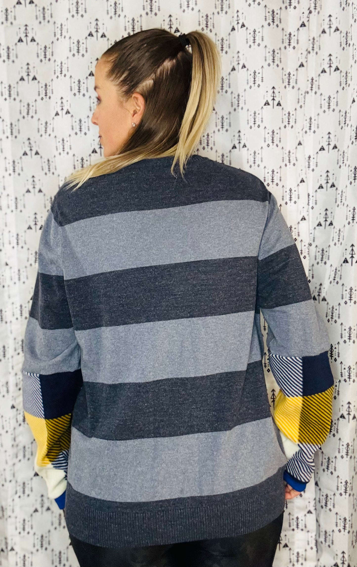 BUF Hockey Sweater Crewneck Size- Unisex L/XL