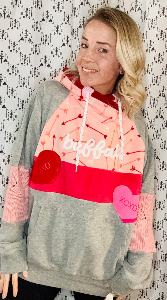 Grey Buffalo Arrow & Heart Hoodie Size- Women's XL/2X