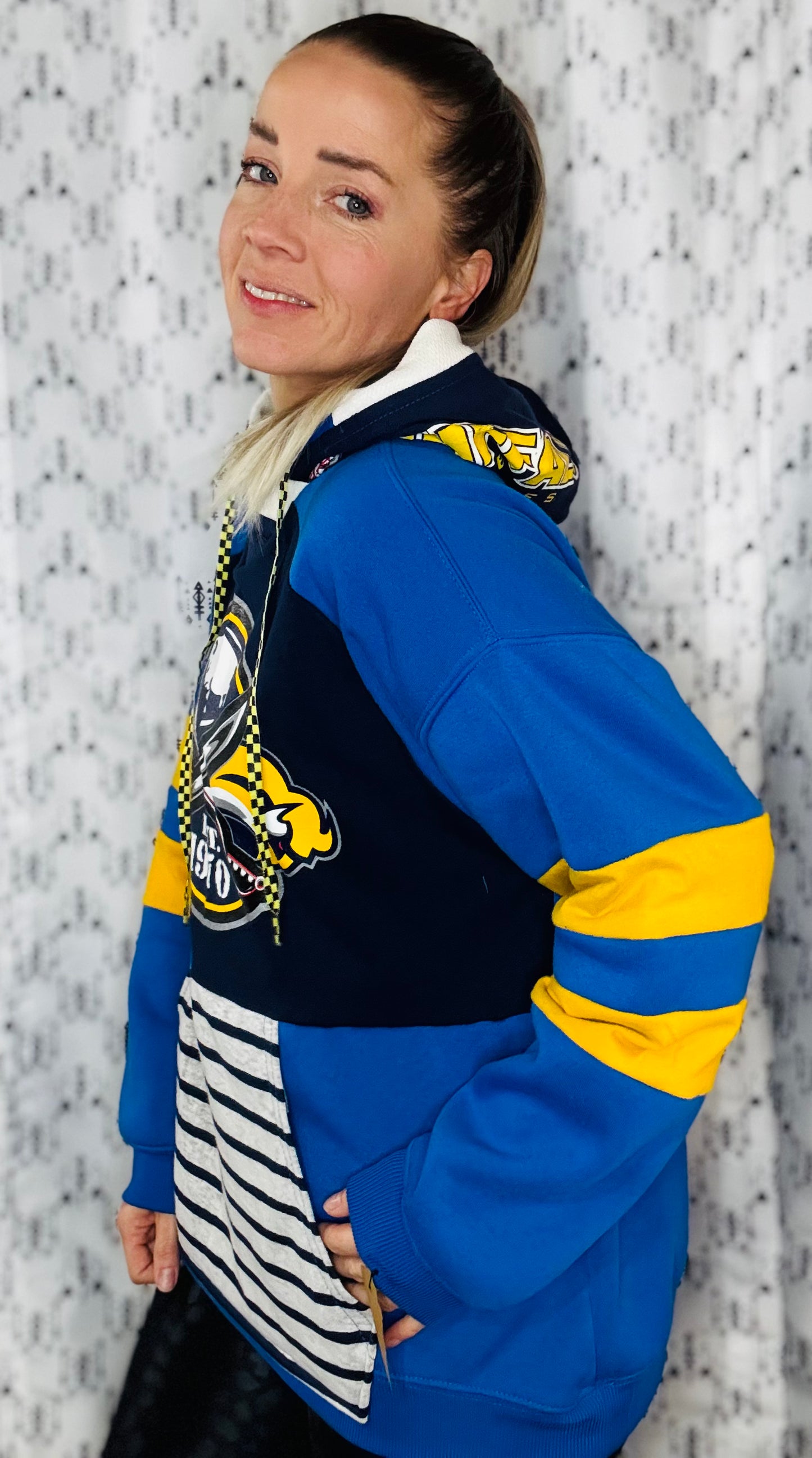 Buffalo Hockey Eras Hoodie Size- Unisex M/L