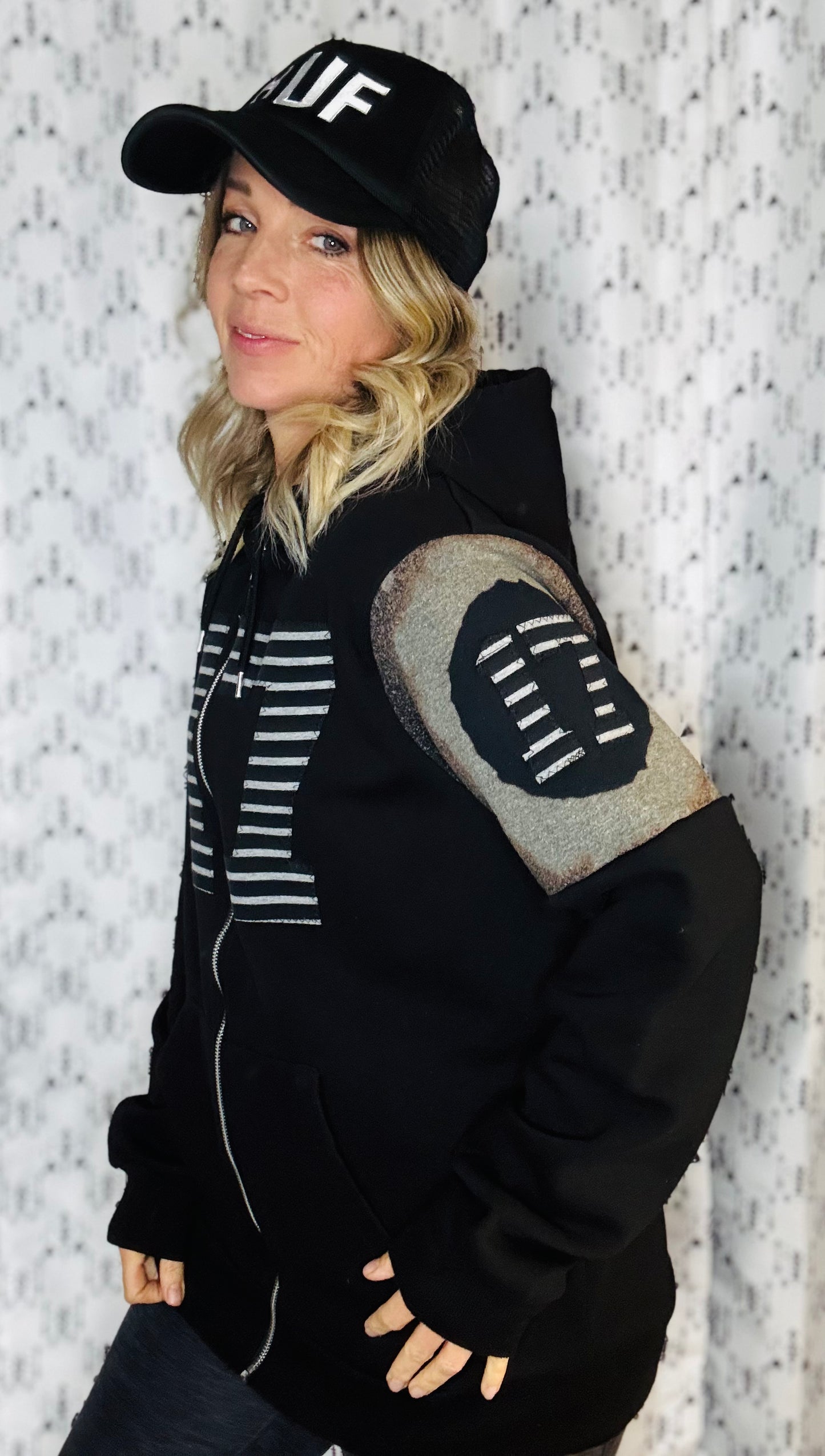 Total Eclipse Allen Buffalo Zip-Up Hoodie Size- Unisex L/XL