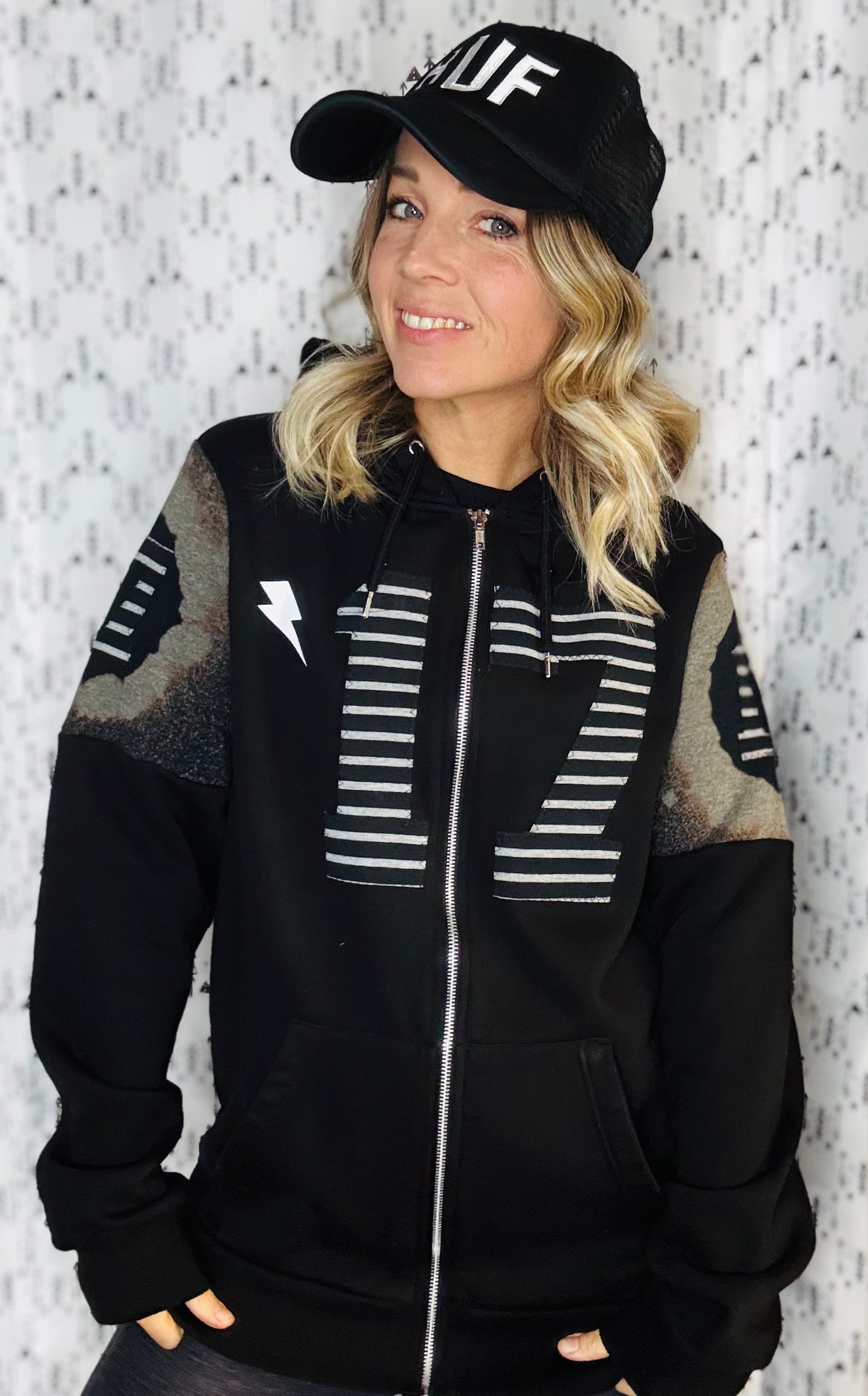 Total Eclipse Allen Buffalo Zip-Up Hoodie Size- Unisex L/XL