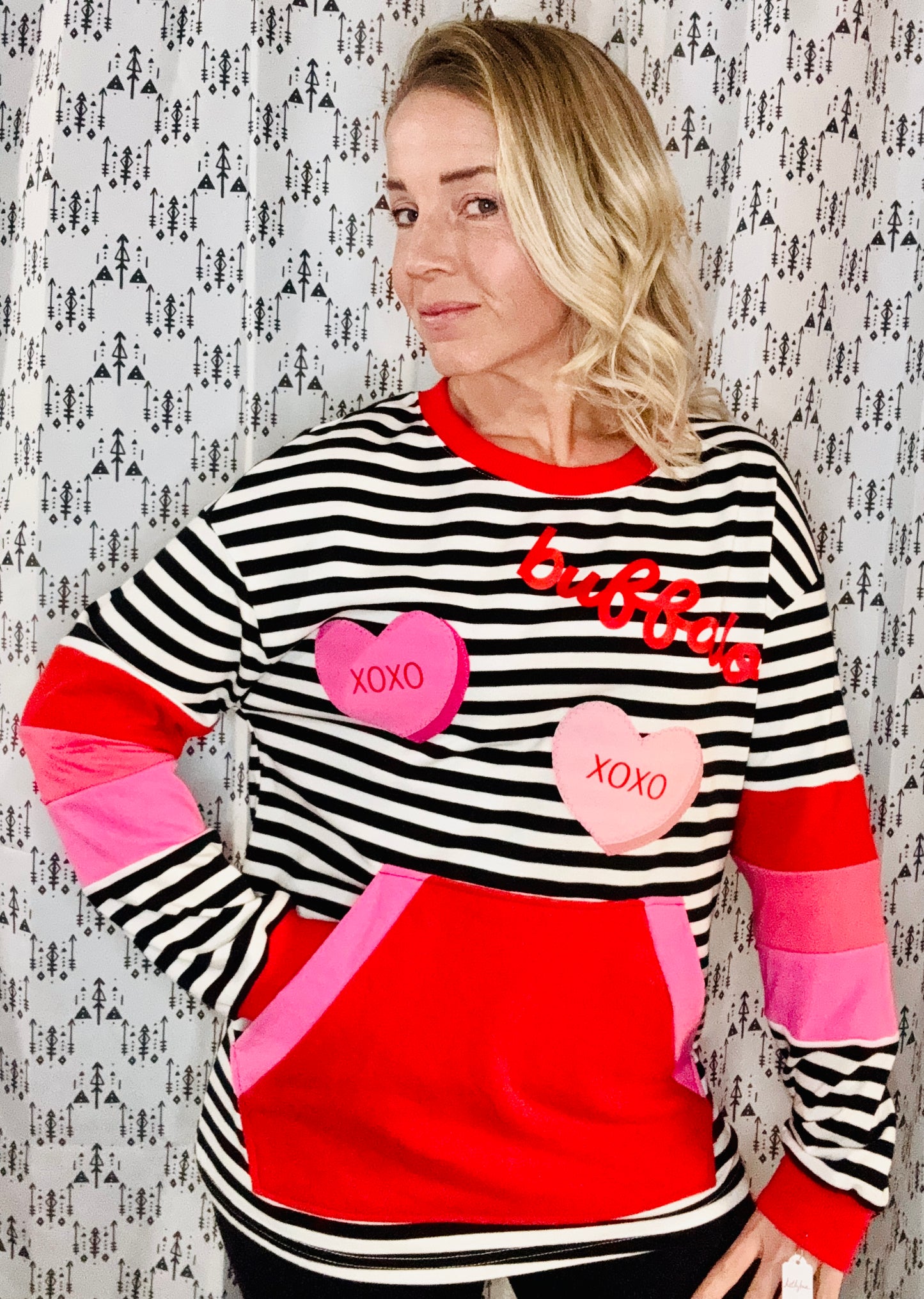 Striped Buffalo Heart Crewneck Size- Women's M/L