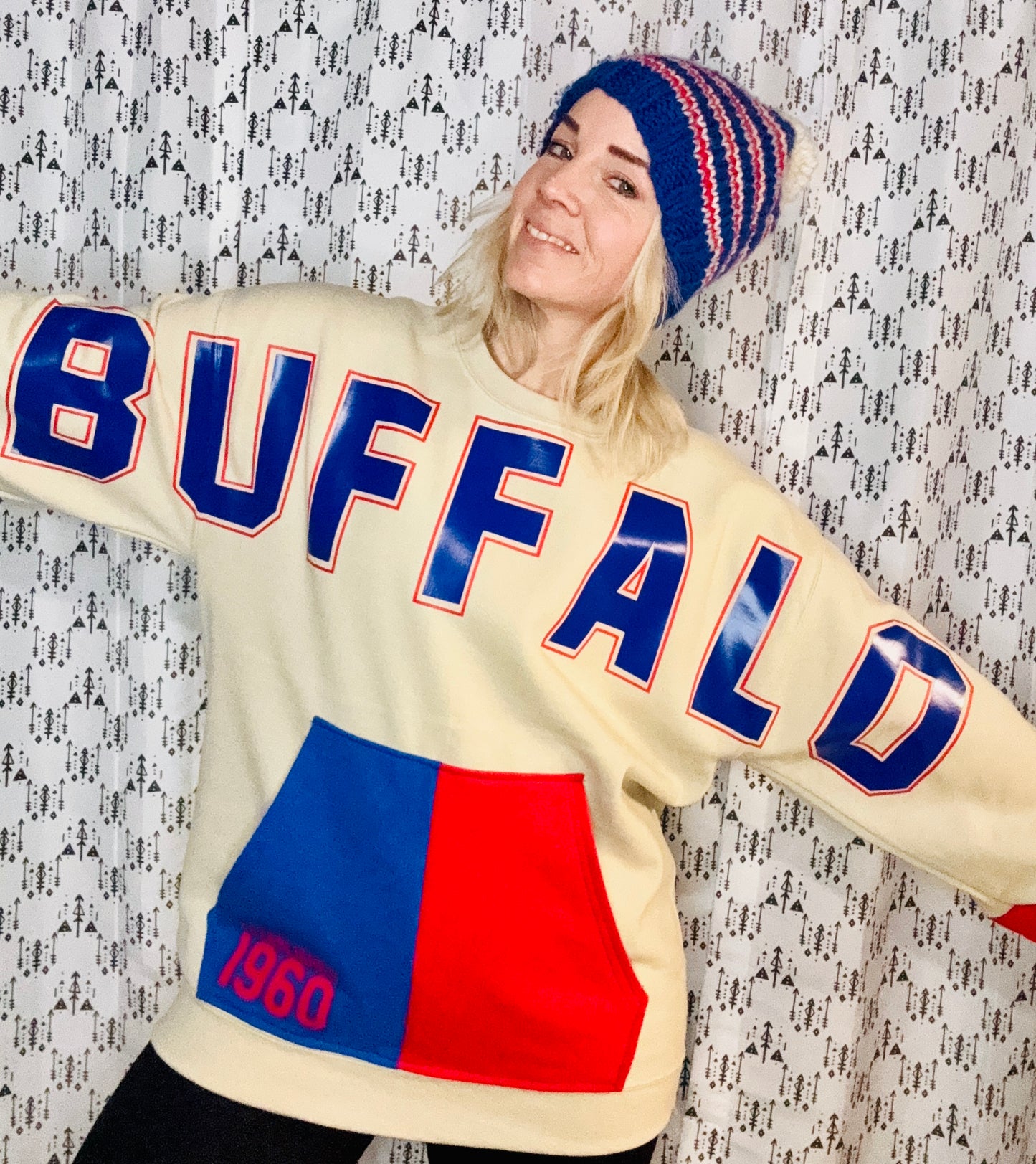 Khaki Buffalo Crewneck Size- Unisex M/L