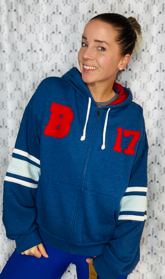 Sharing is Caring Buffalo Friendship Zip-Up Hoodie Size- Women's L/XL