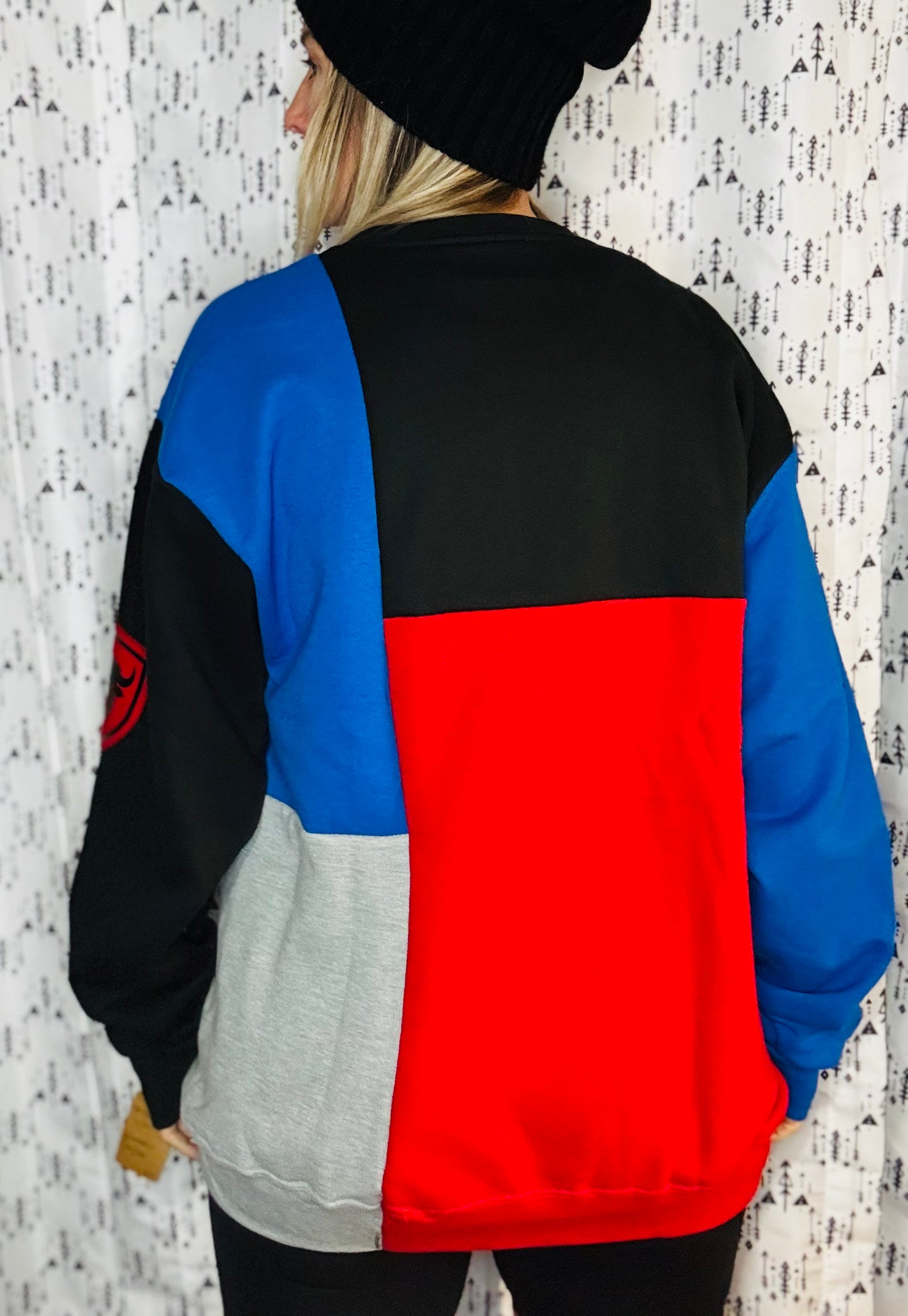 Color-Block 1  Buffalo Crewneck Size- Unisex L/XL