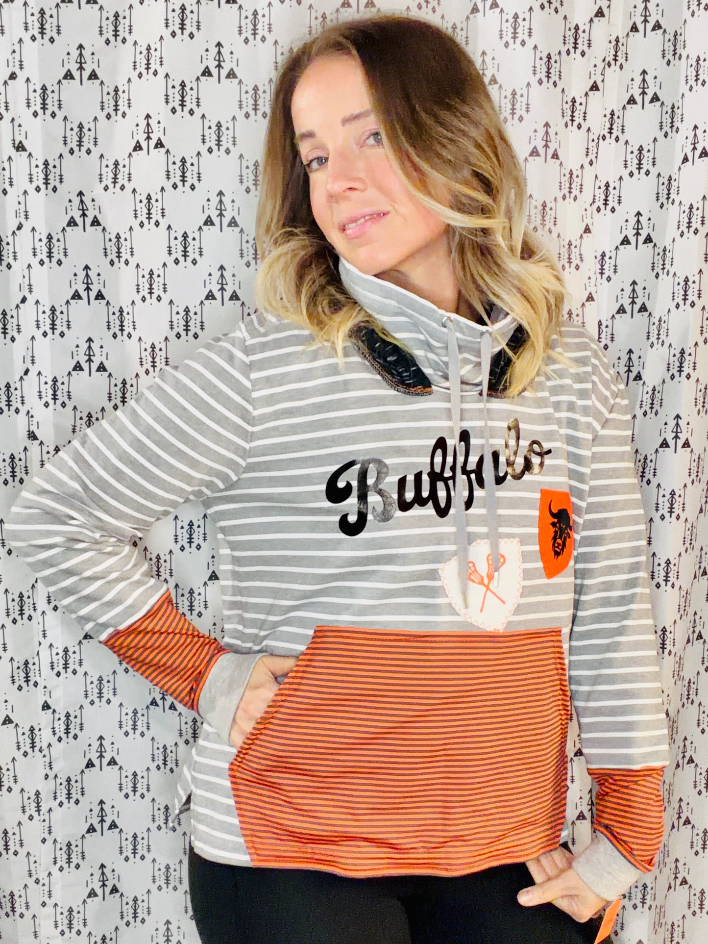 Grey Striped Buffalo Lacrosse Crop Hoodie Size- Women's L/XL