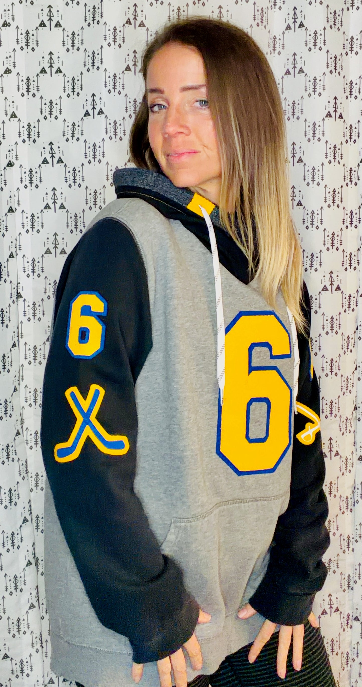 Buffalo Hockey #6 Benson Hoodie Size Unisex-L/XL