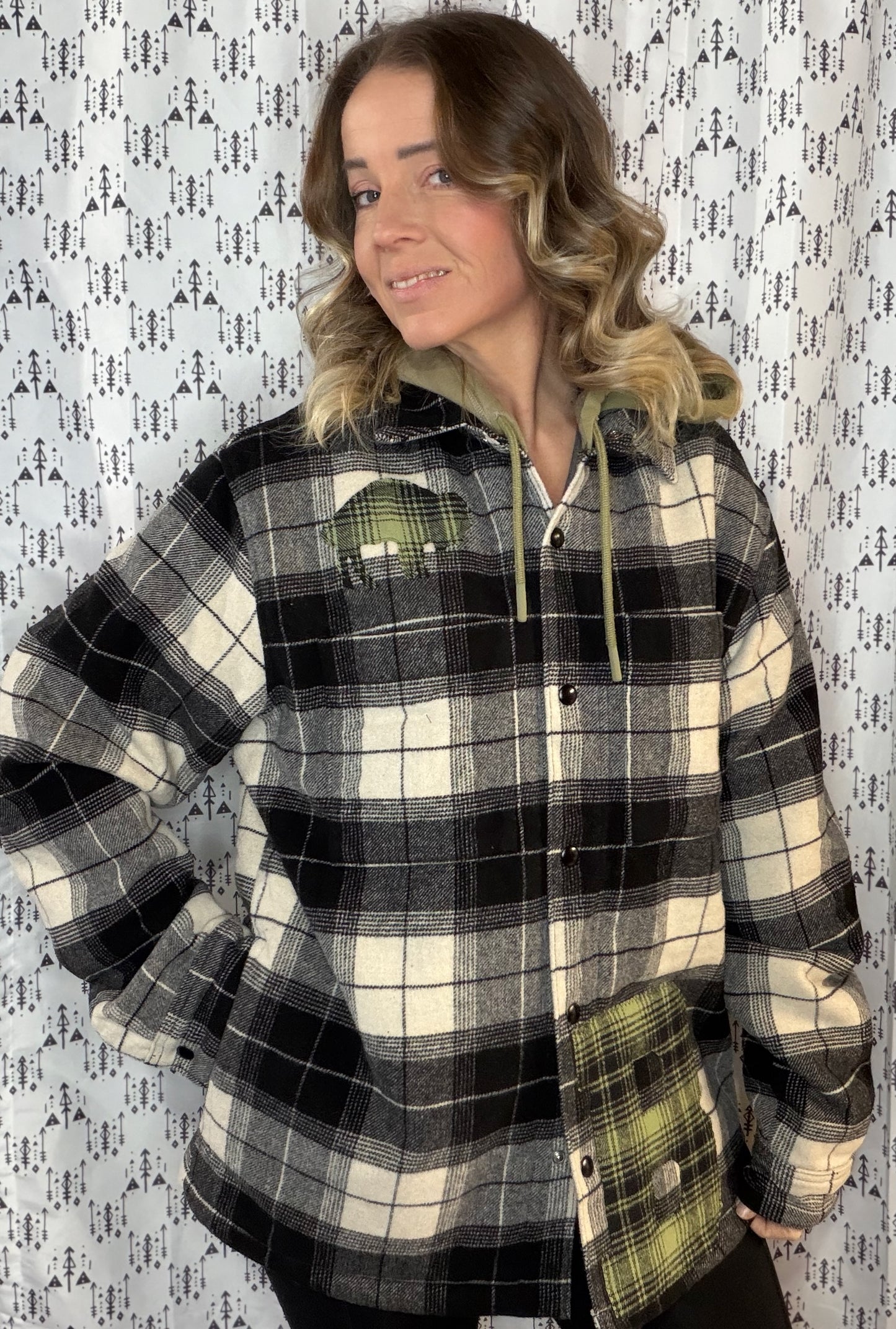 Black & White Plaid Lined Buffalo Hooded Jacket Size- Unisex M/L
