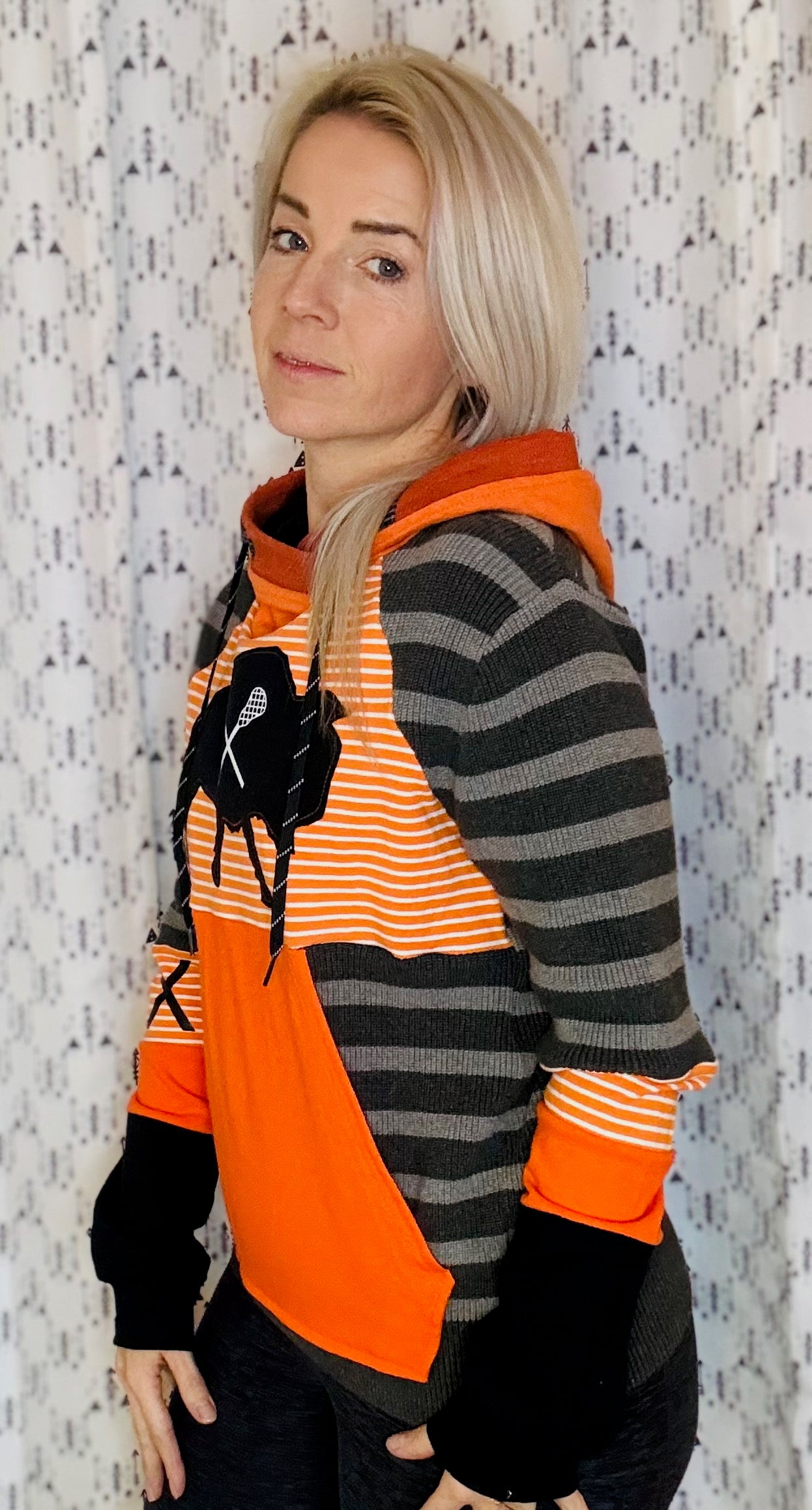 Grey Striped Buffalo Lacrosse Sweater Hoodie Size- Women's S/M
