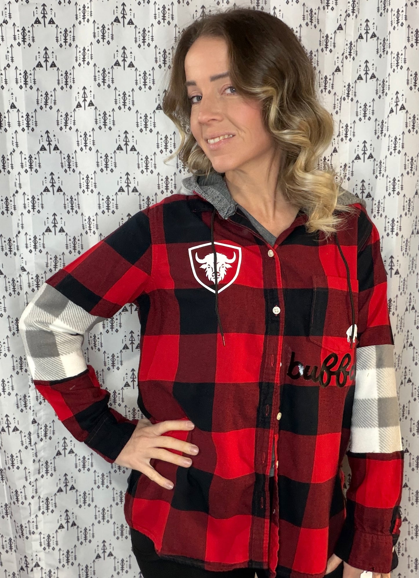 Red Plaid Hoodie Flannel Size- Women's L/XL