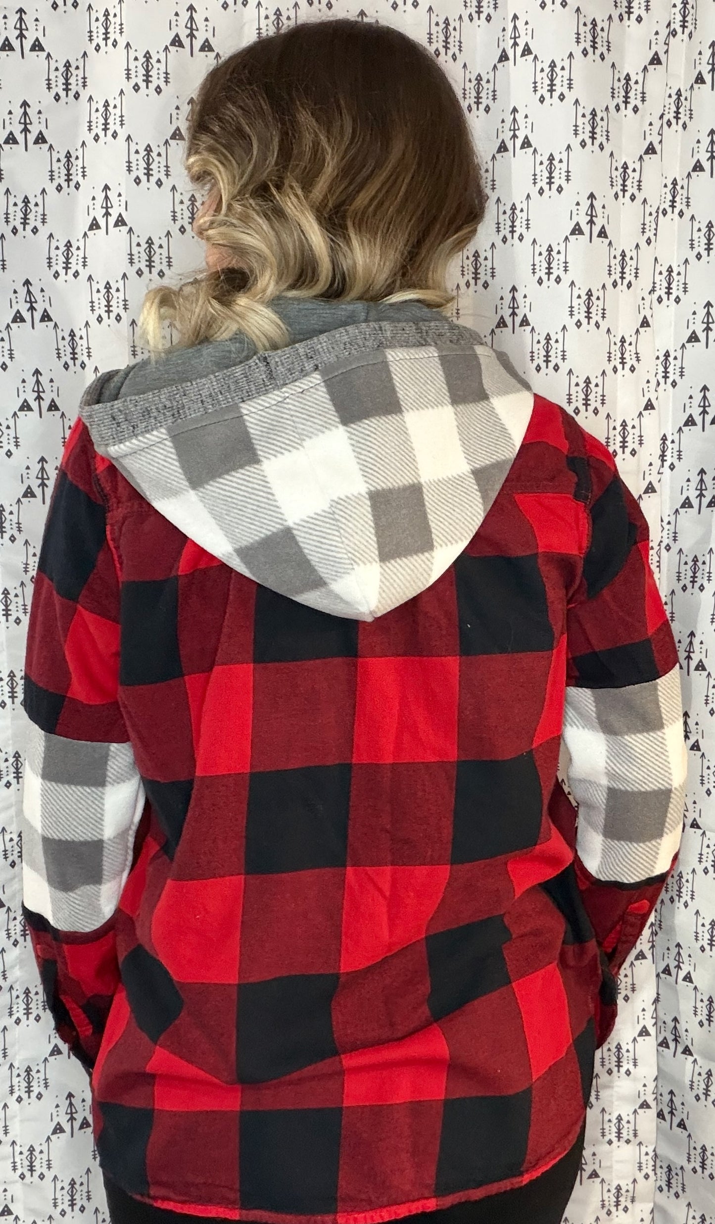 Red Plaid Hoodie Flannel Size- Women's L/XL