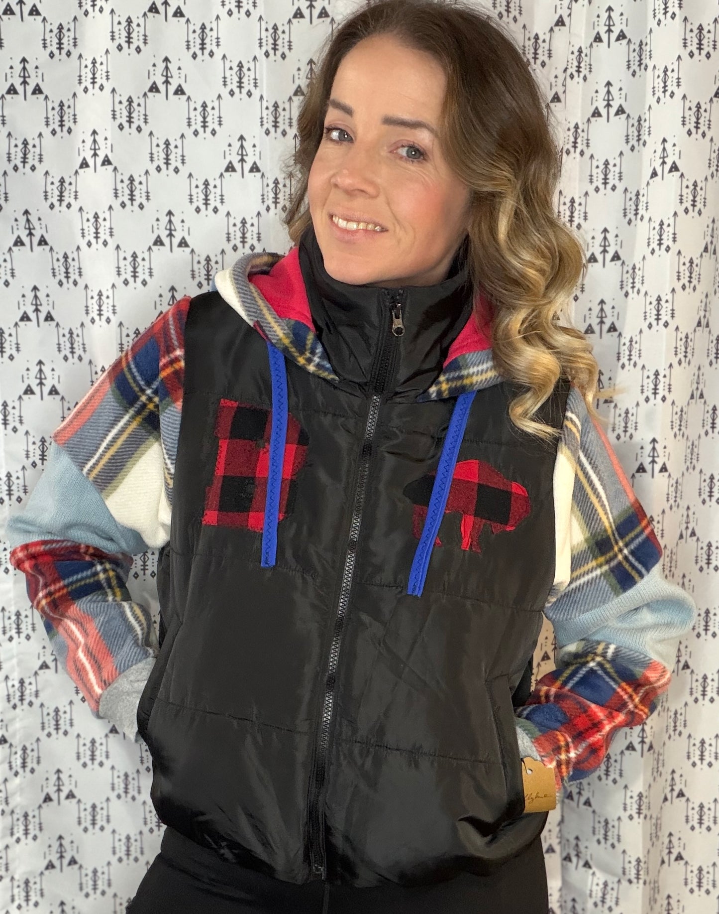 Plaid Crop Puffer Buffalo Hoodie Jacket Size- Women's M/L