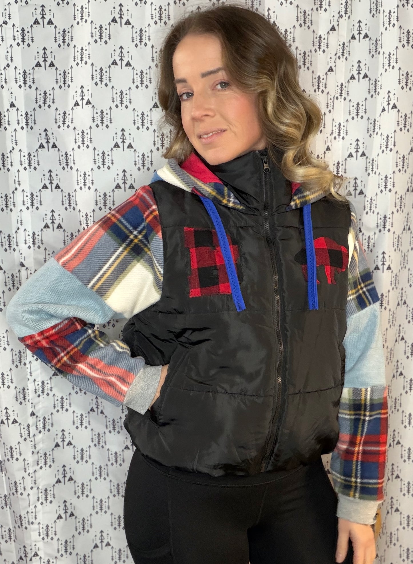 Plaid Crop Puffer Buffalo Hoodie Jacket Size- Women's M/L