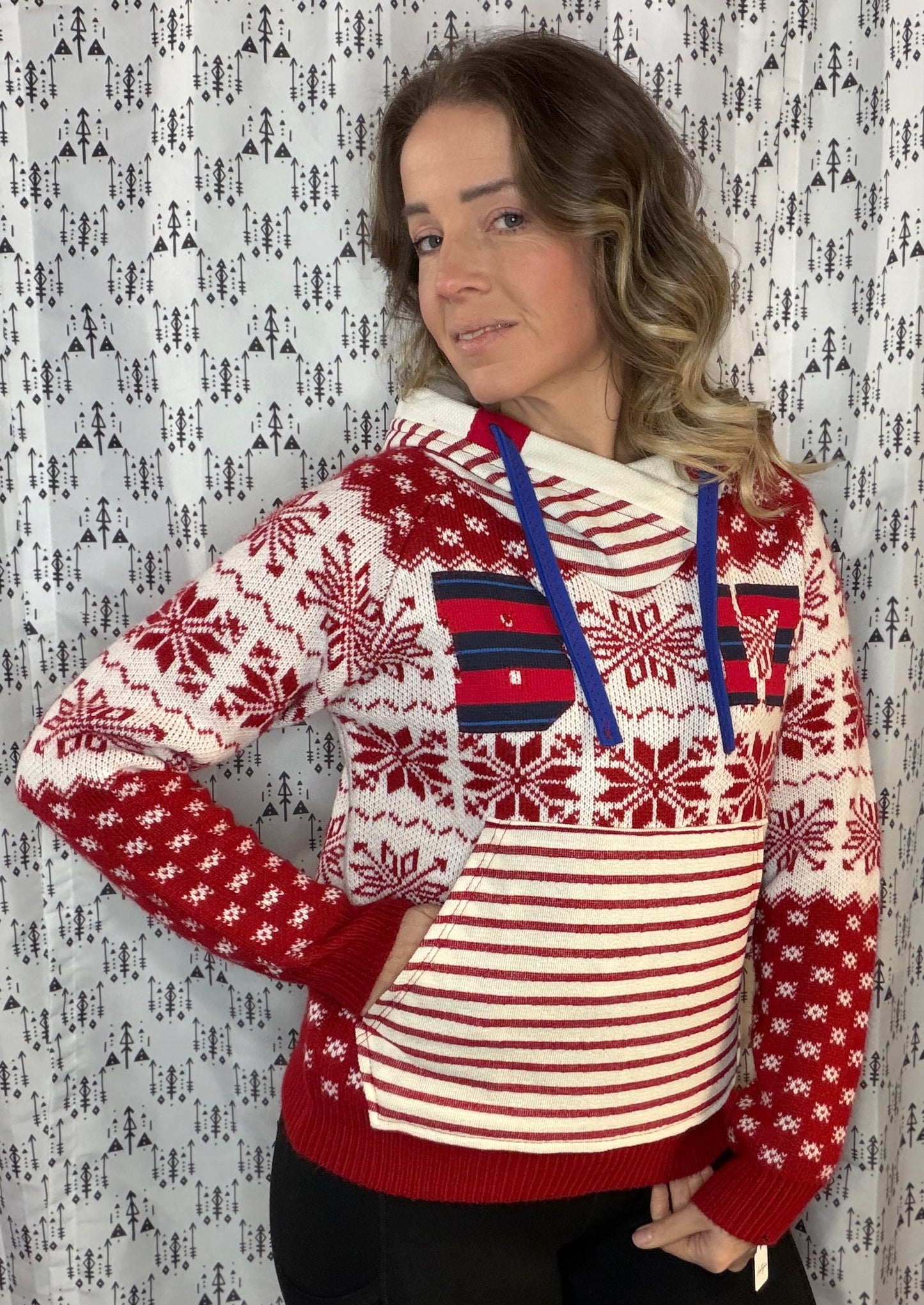 Red Holiday Allen 17 Sweater Hoodie Size- Women's M/L