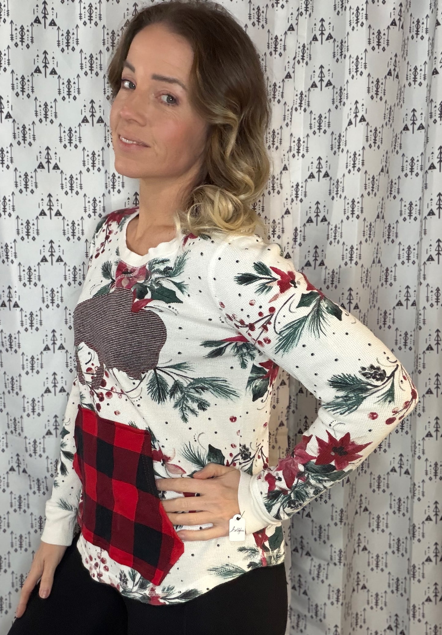Holiday Floral Buffalo Crewneck Size Women's- M/L