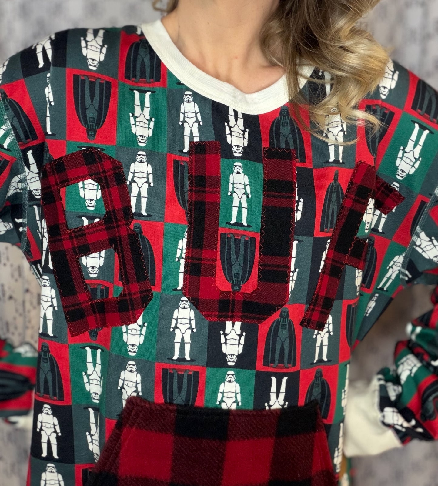 Holiday Buffalo Storm Trooper Crewneck Size Unisex- L/XL