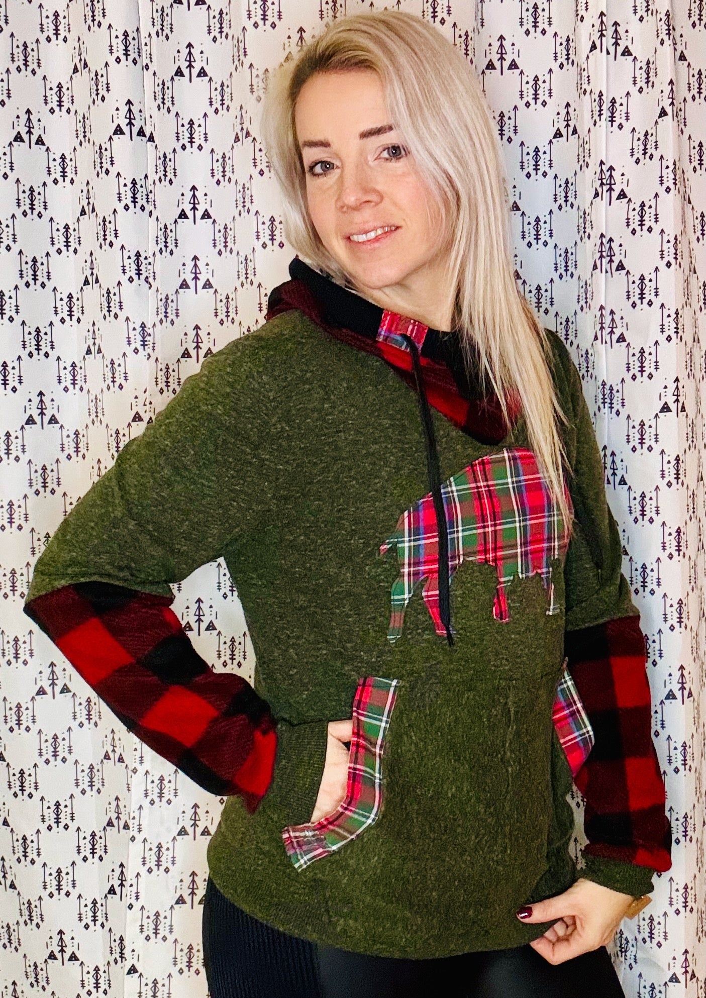 Green & Plaid Sweater Hoodie Size- Unisex S/M