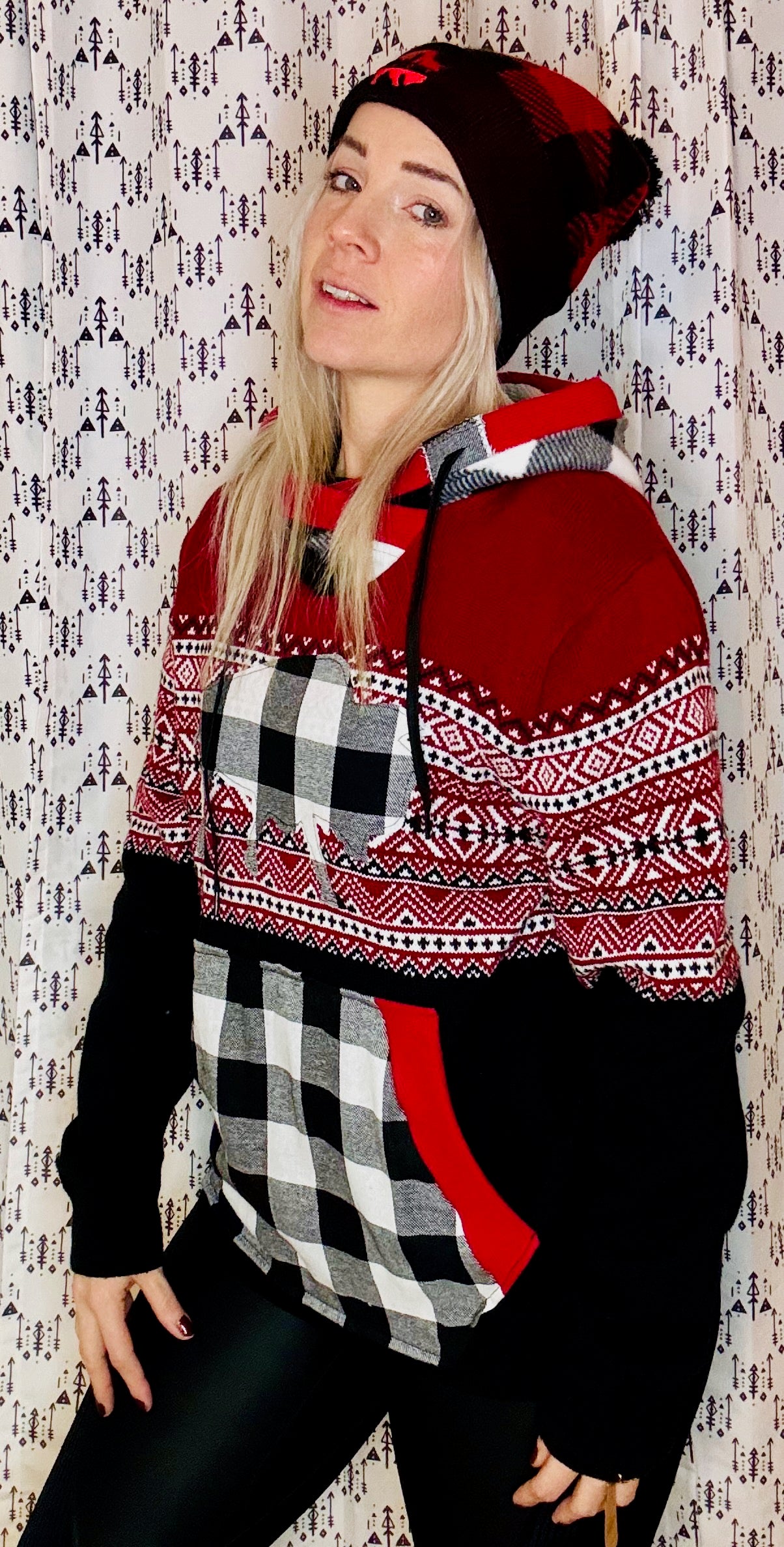 Red, Black, & White Plaid Sweater Hoodie Size- Unisex M/L