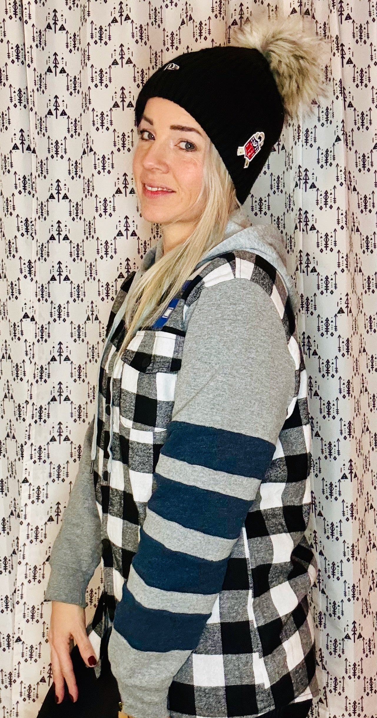 Black & White Buffalo Check Hooded Jacket Size- Unisex M/L